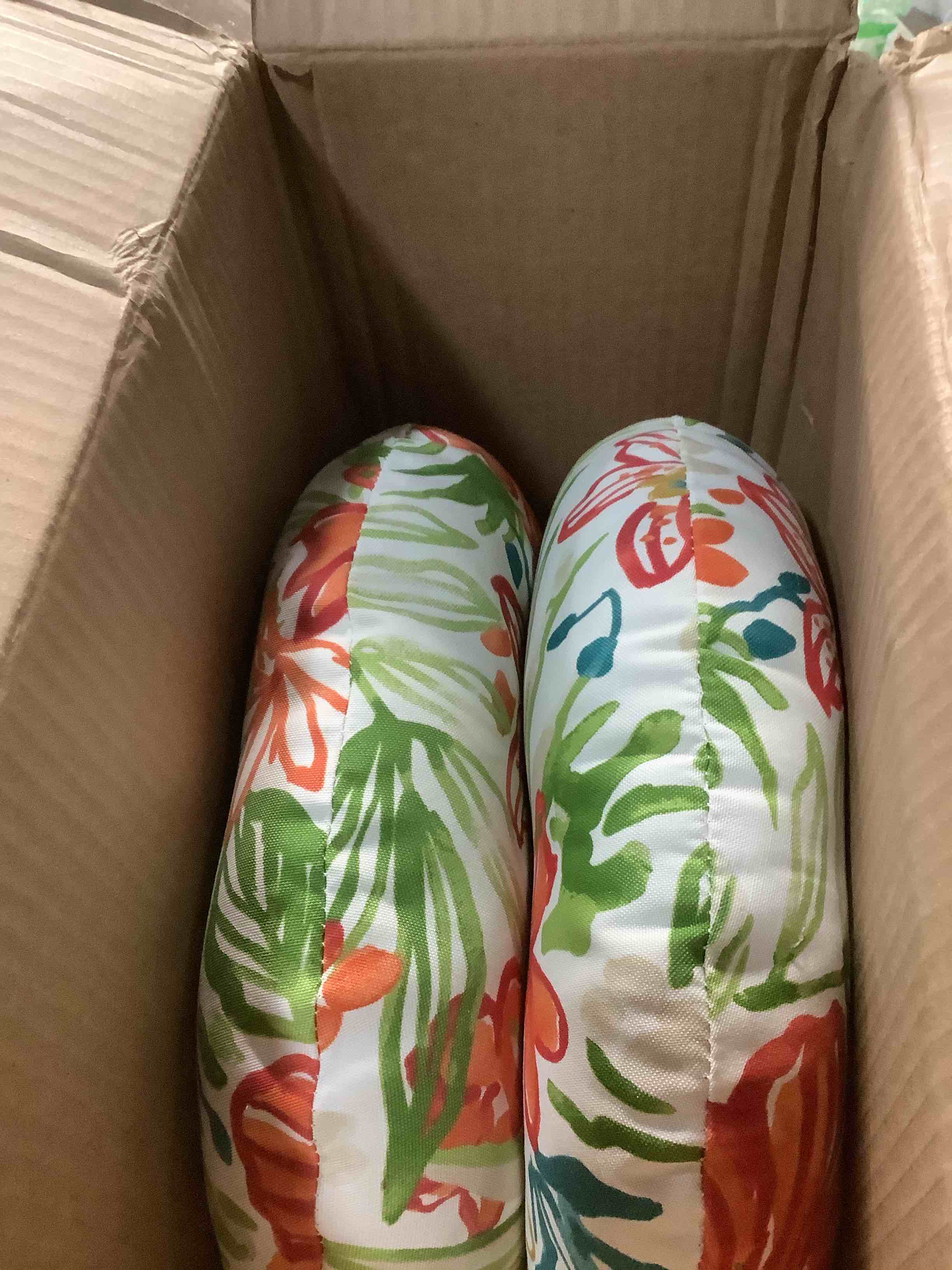 Condition photo showing Good Condition for Greendale Home Fashions Garden Floral Outdoor 15-inch Bistro Seat Cushion, Set of 2 Garden Floral Set of 2
