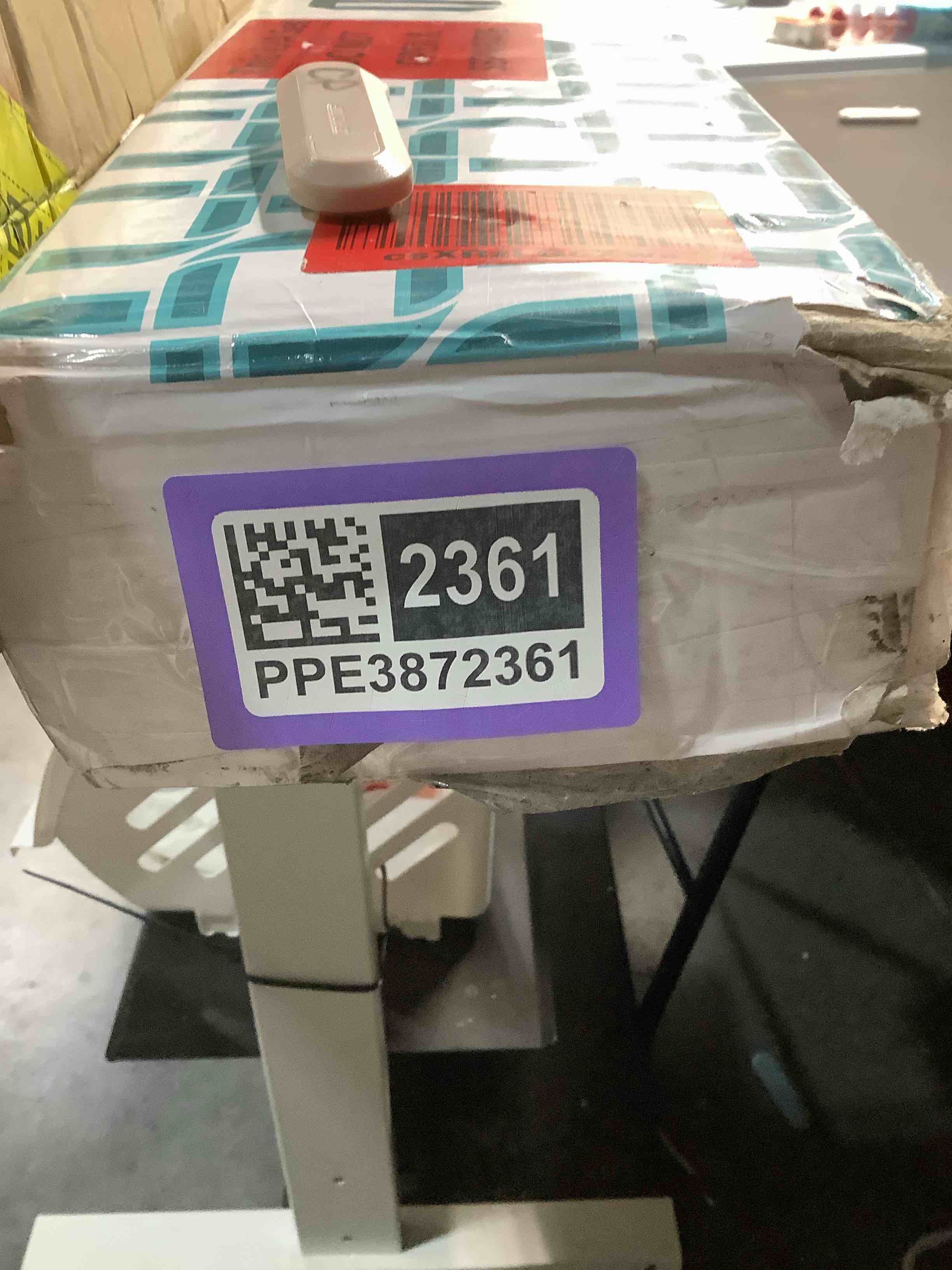 Condition photo showing Good Condition for MULGREAT Peel and Stick Tile, 54 Sq.Ft 2mm Thicken Vinyl Plank Flooring, 36 Pieces 36"x6" Waterproof DIY Self Adhesive Floor Tiles for Bathroom Stairs, Missouri Oaks 36"x6"x0.08" Missouri Oak 36