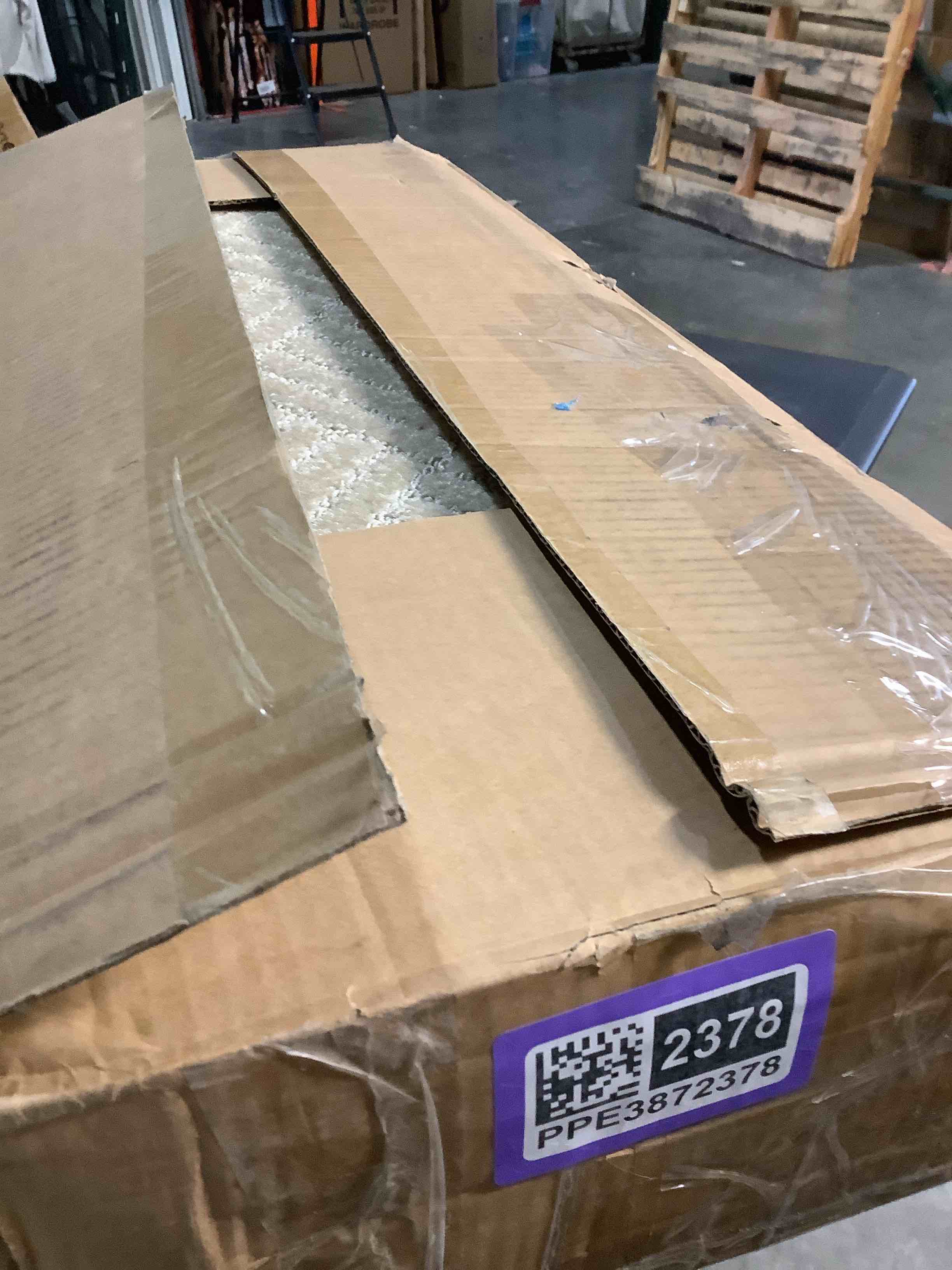 Condition photo showing Good Condition for PURE ERA Bullnose Carpet Stair Treads Tape Free Non-Slip Indoor Stair Protectors Pet Friendly Stair Treads for Wooden Steps 9.5" x 30"(14 Pieces,Cream Gray Mini-Diamond Trellis) Cream Gray Mini-diamond Trellis 14 Pieces with Bullnose