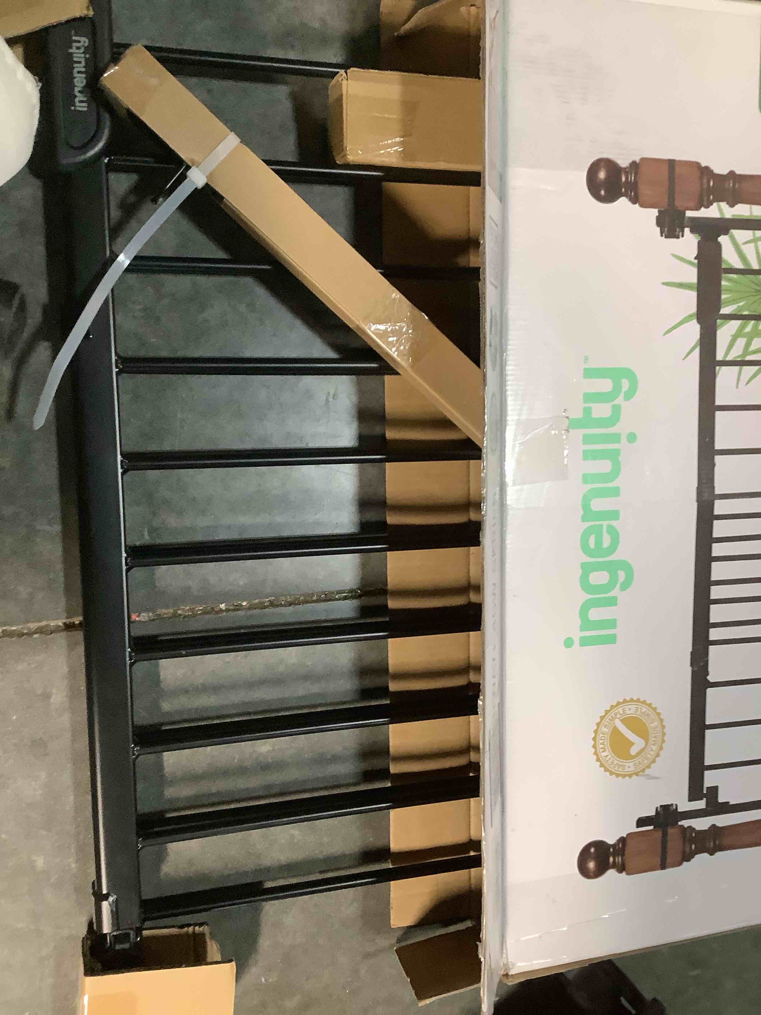 Condition photo showing Good Condition for Summer Infant Metal Banister & Stair Safety Baby Gate, 31'-46' Wide, 32.5' Tall, Banister & Wall Mount, Black