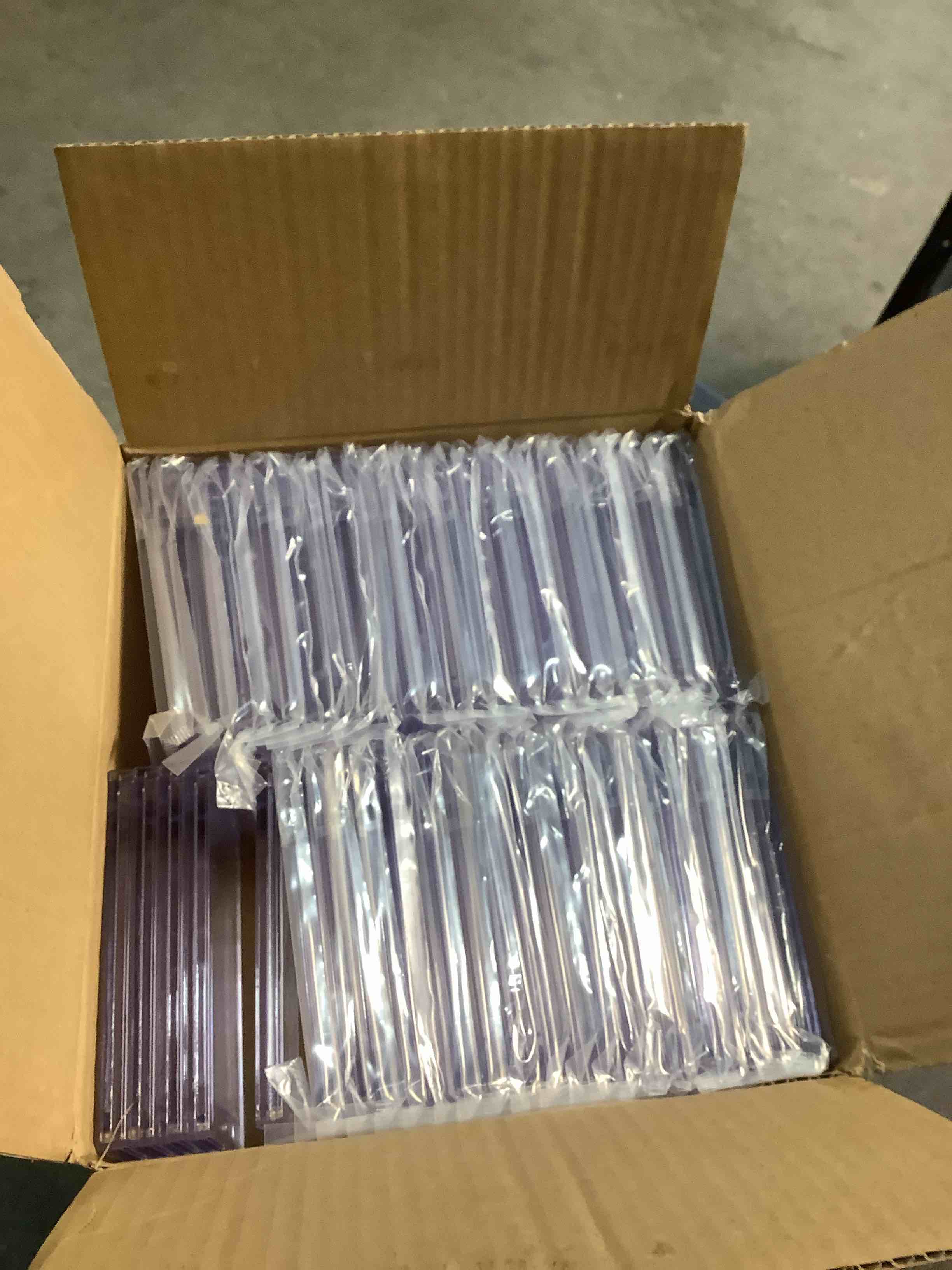 Condition photo showing Good Condition for 50ct Magnetic Card Holder, 35pt Single Touch, U-V Protectors Hard Plastic for Trading Cards, Magnet Case, Sports, Game, Football, Baseball 50 PACK