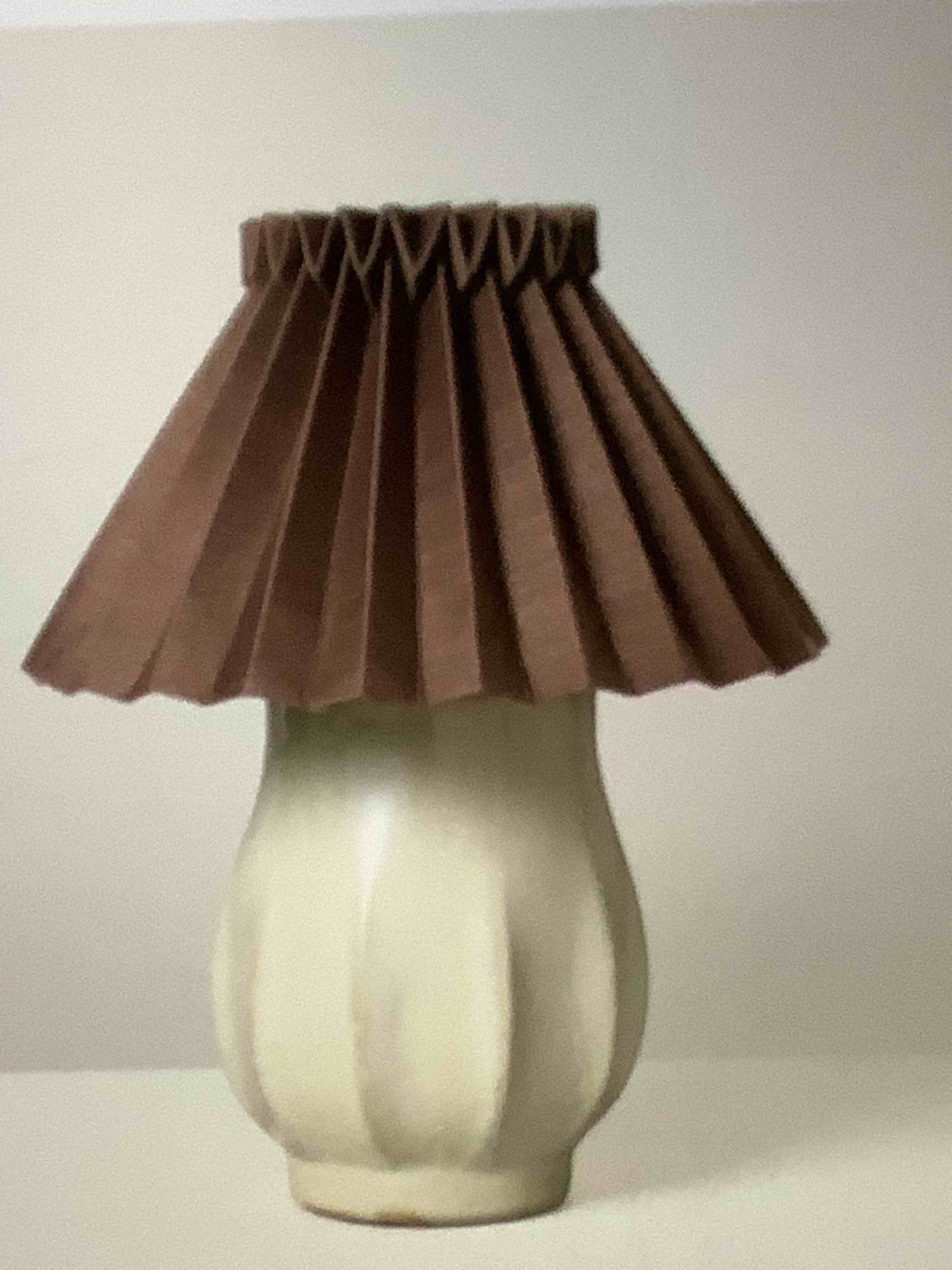 ceramic with brown knife pleat shade accent table lamp
