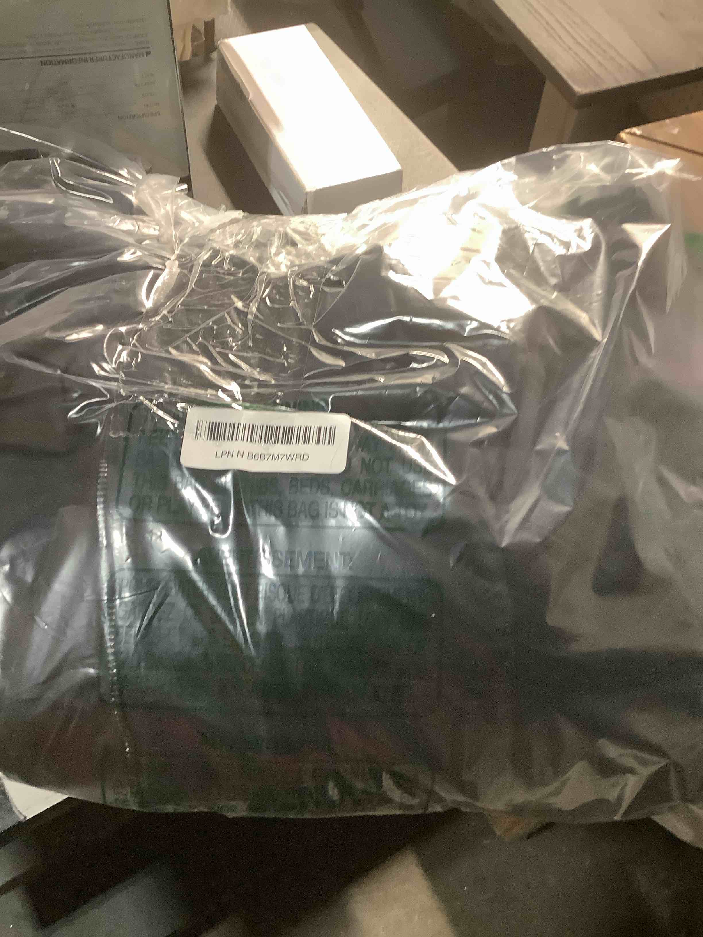 Condition photo showing Good Condition for TBMPOY Men's Winter Work Jackets Hooded Quilted Lined Workwear Utility 4 Pockets Cotton warm Active Coats Black Large