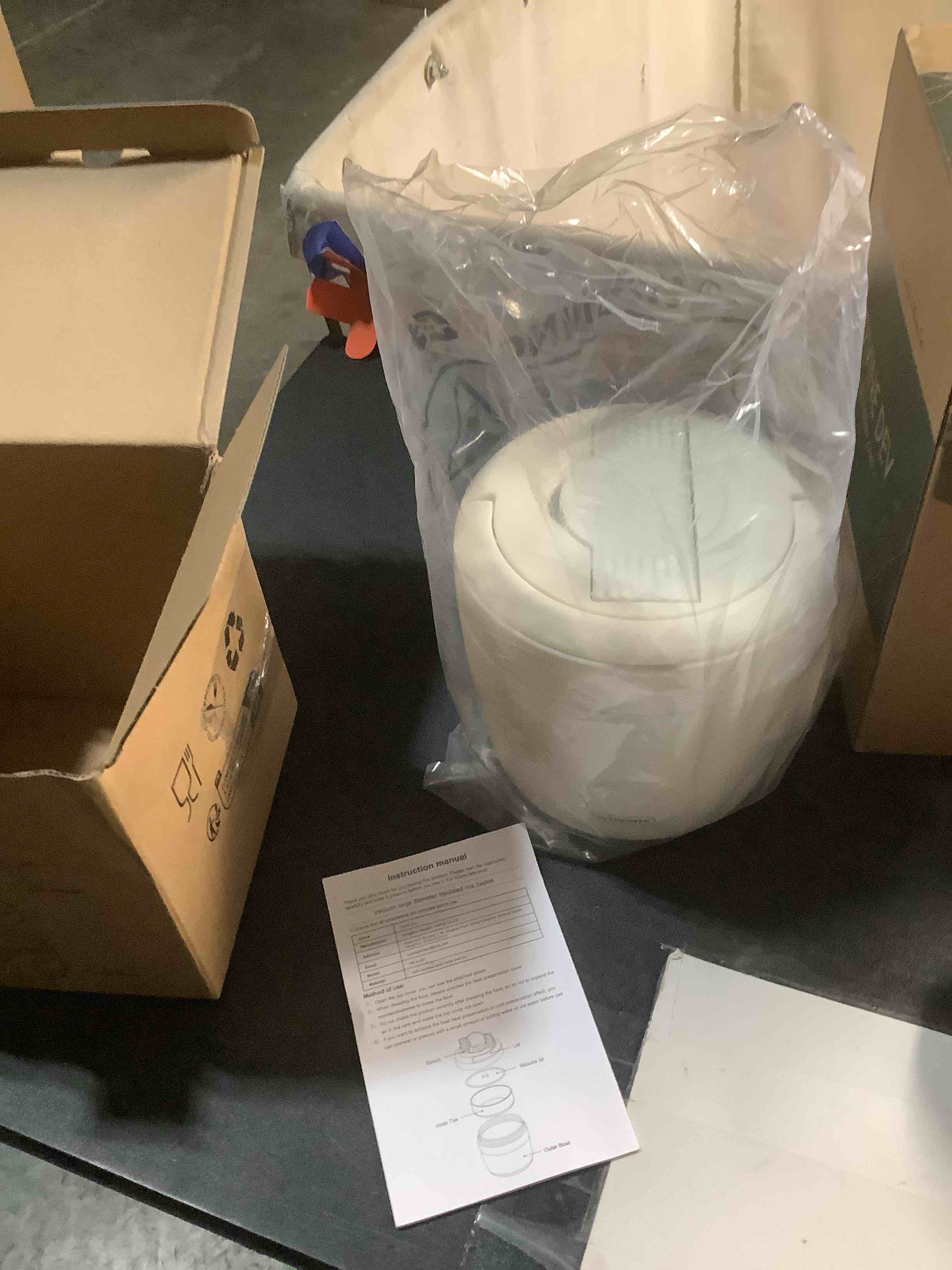 Condition photo showing Good Condition for Thermo Food Jar for Hot Food Adults 32OZ Soup Thermo Lunch Containers Wide Mouth Vacuum Insulated Stainless Steel Leakproof Bento Box with Spoon (Beige)