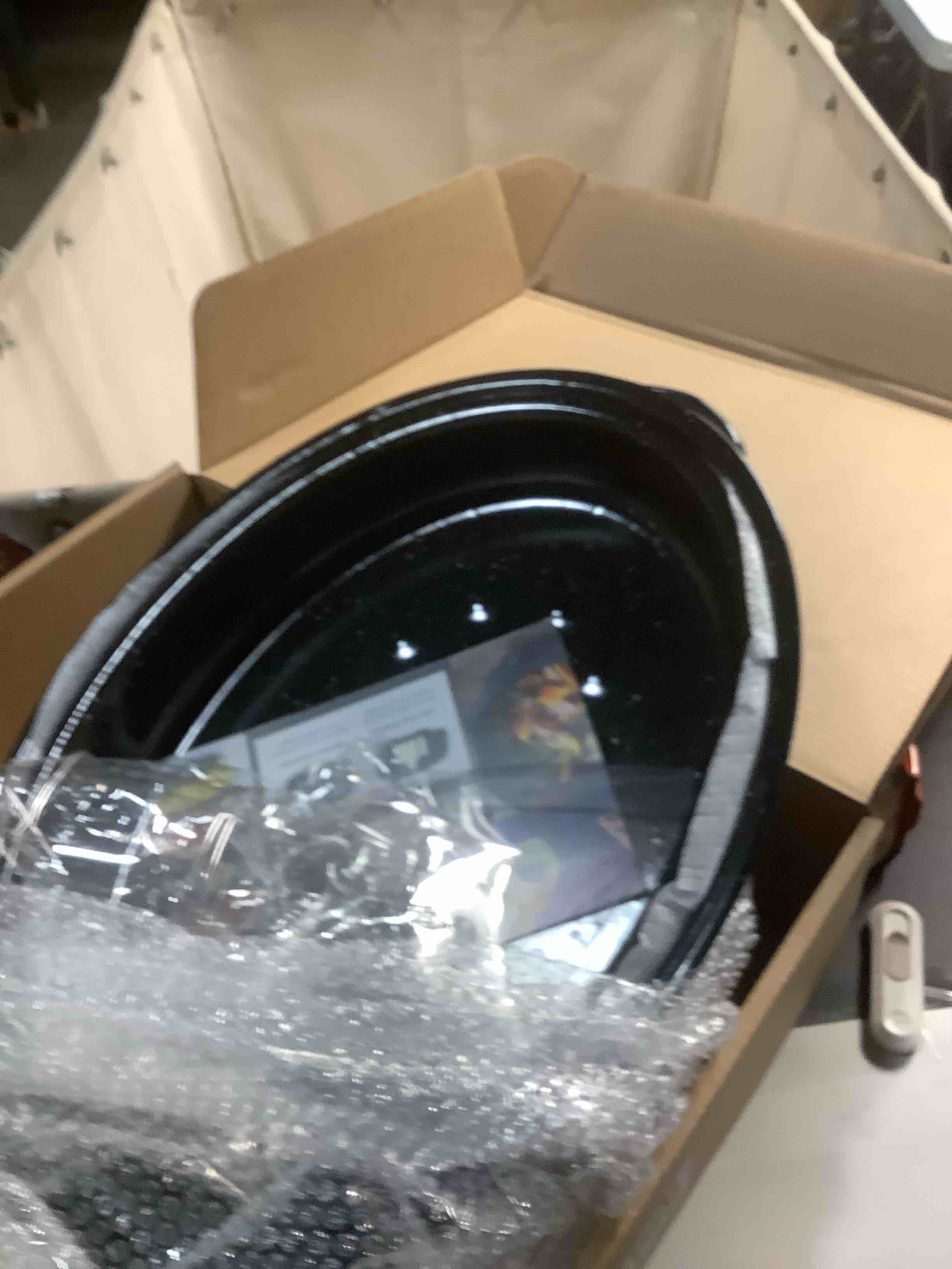 Condition photo showing Good Condition for 16 Inch Roasting Pan with Lid - Covered Oval Roaster - Enamel Carbon Steel Roaster Pot - Excellent Heat Distribution and Non-sticky - for Turkey Chicken Meat & Vegetables -Birthday and Holiday gifts