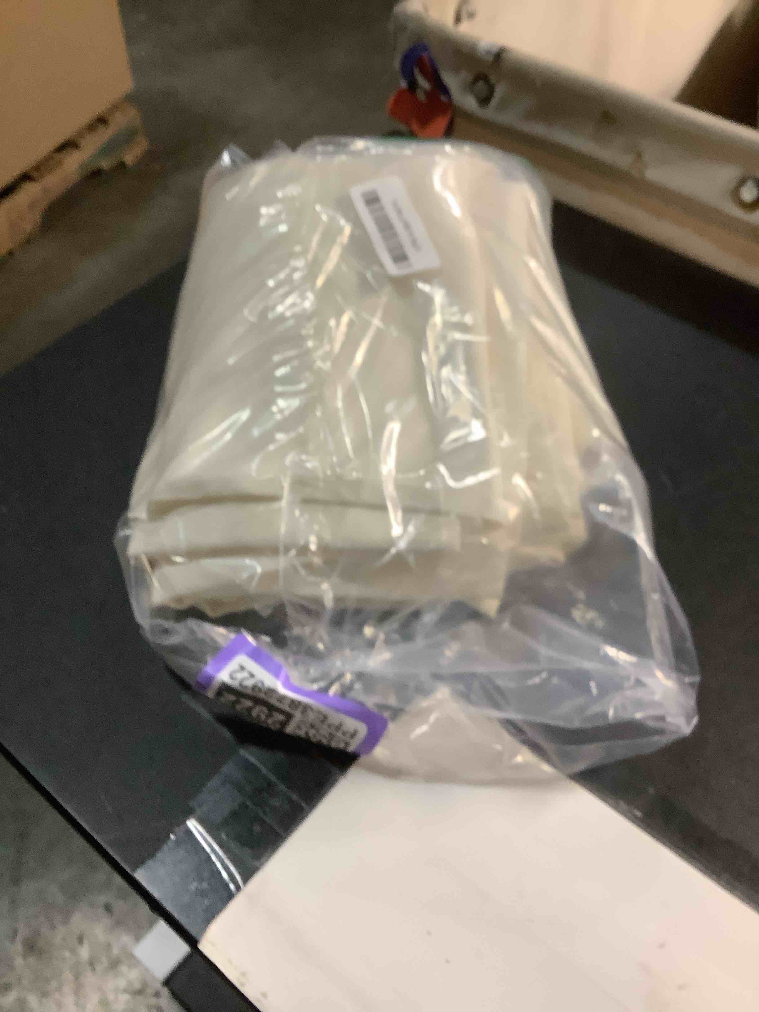 Condition photo showing Good Condition for Surmente Ivory Tablecloth 90 x 132-inch Rectangular Polyester Table Cloth for Weddings, Banquets, or Restaurants 132" x 90" (Rectangular) Ivory