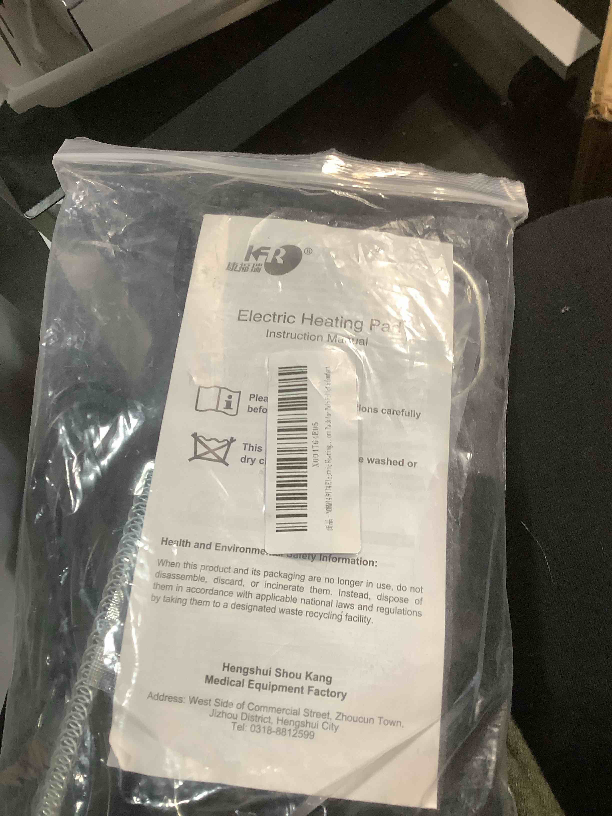 Condition photo showing Good Condition for Electric Heating Wrist & Thumb Support Brace with 3-Level Heat Therapy, 5-Mode Massage, USB Rechargeable, Adjustable Strap, and Removable Mugwort Pack for Pain Relief & Comfort Right-hand heating massage