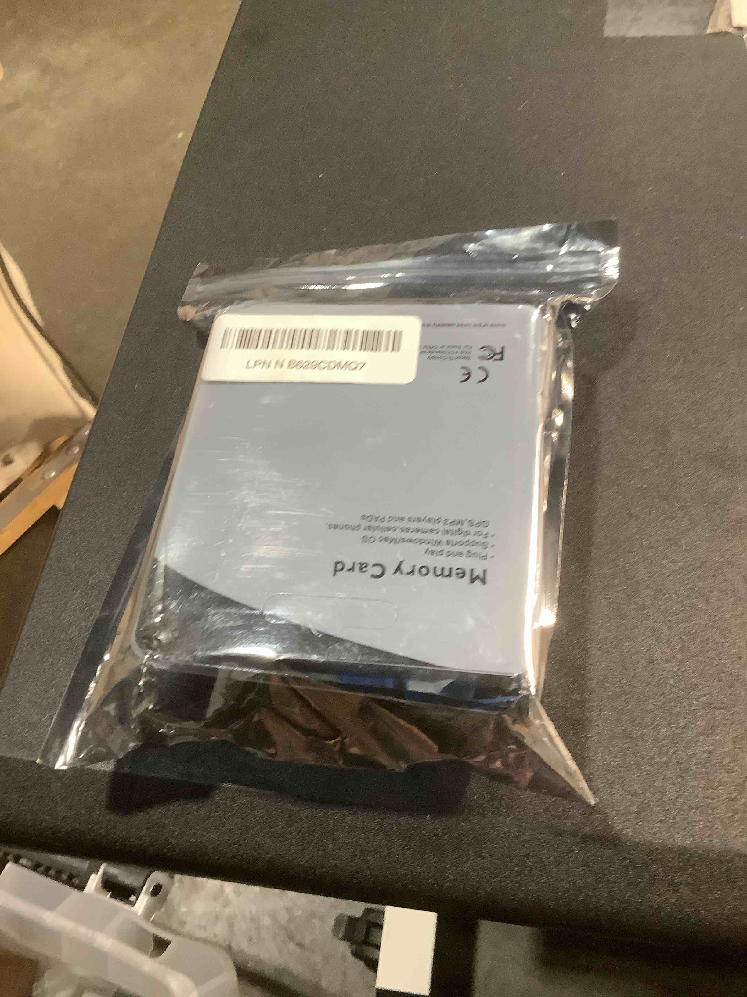 Condition photo showing New/Like New for INDMEM 2GB SD Card, 10 Packs Class 4 2GB Flash Memory Card MLC Standard Secure Digital Cards Camera Card 2GB(10pcs)