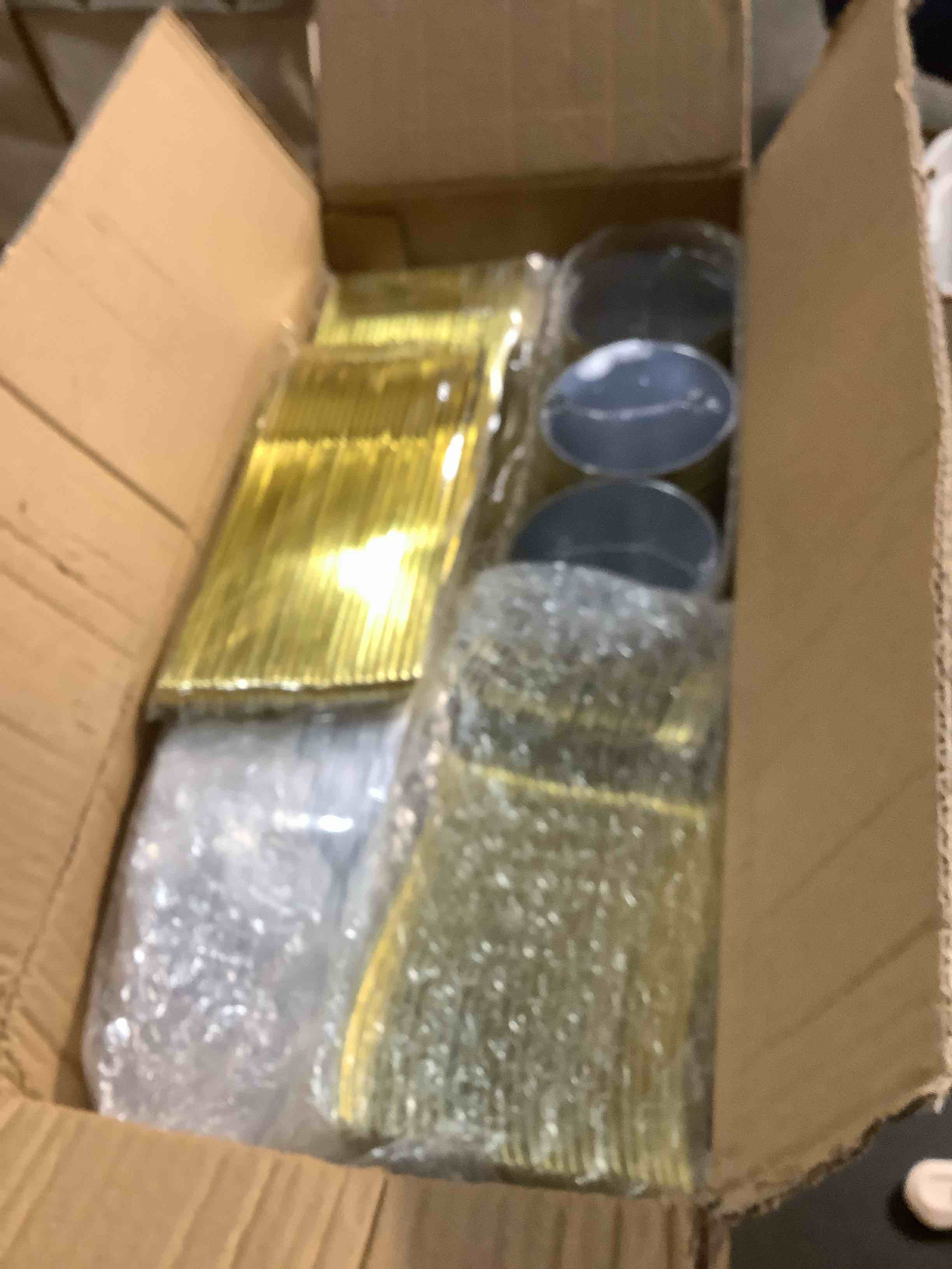 Condition photo showing Good Condition for Fijinhom 350 PCS White and Gold Disposable Plates, Elegant Dinnerware Set for 50 Guests, 100 Plastic Plates, 150 Silverware, 50 Cups & 50 Paper Napkins, White and Gold White and Gold Pattern 50 Guests-350pcs