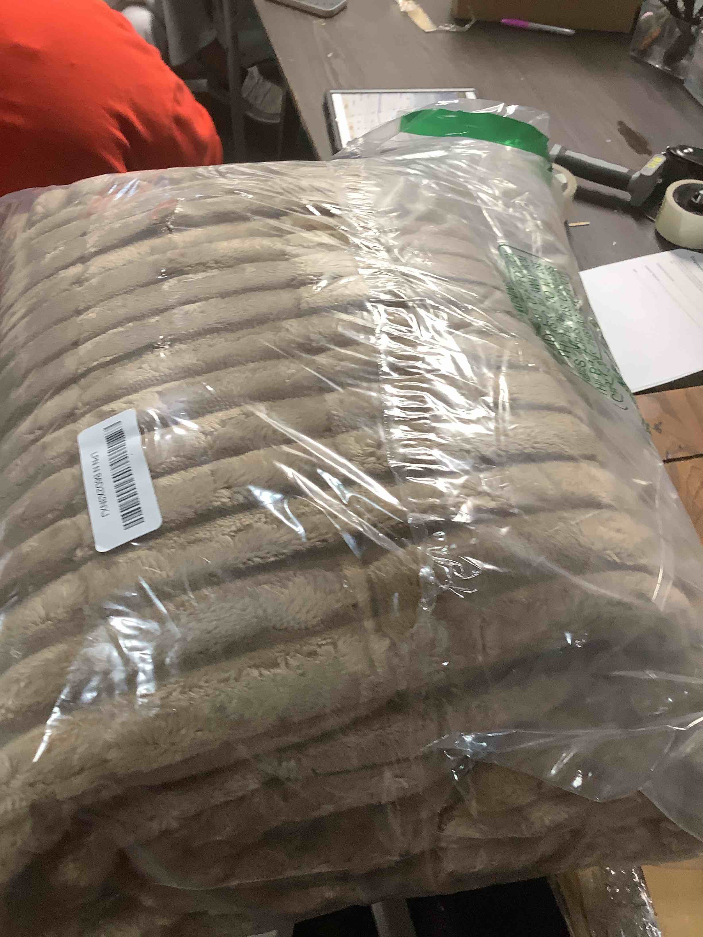 Condition photo showing Good Condition for hyha Couch Covers for Dogs Washable, Non Slip Plush Dog Sofa Protectors, Fuzzy Pet Couch Covers for 3 Cushion Sofa Pet Friendly (Khaki, 27.6" x 70.9") Khaki 27.6" x 70.9"