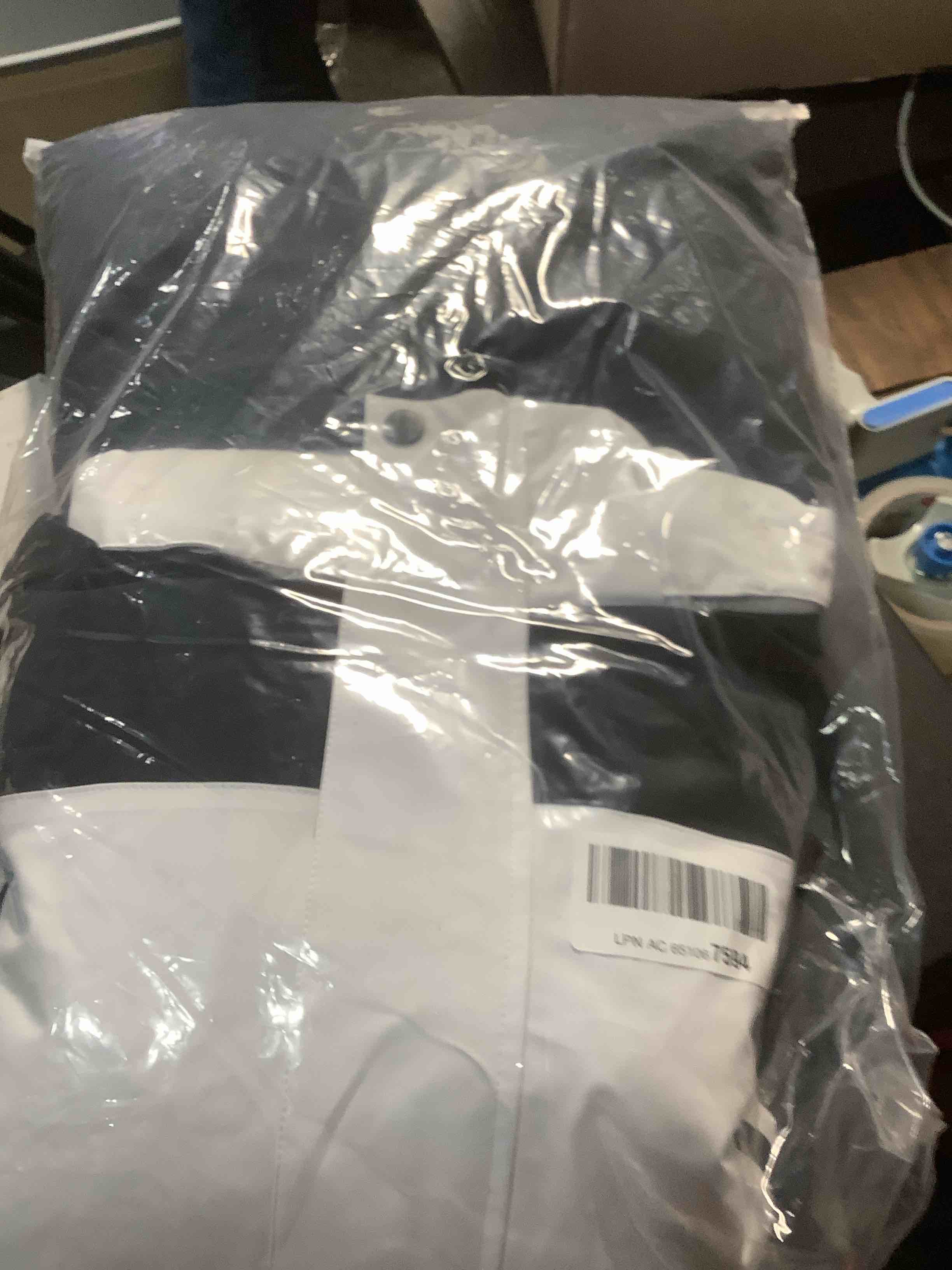 Condition photo showing Good Condition for Men's Ski Suit Waterproof Snowsuits Two Piece Snowboard Jacket and Pants Set Outdoor Winter Snow Suits Windproof White+black X-Small