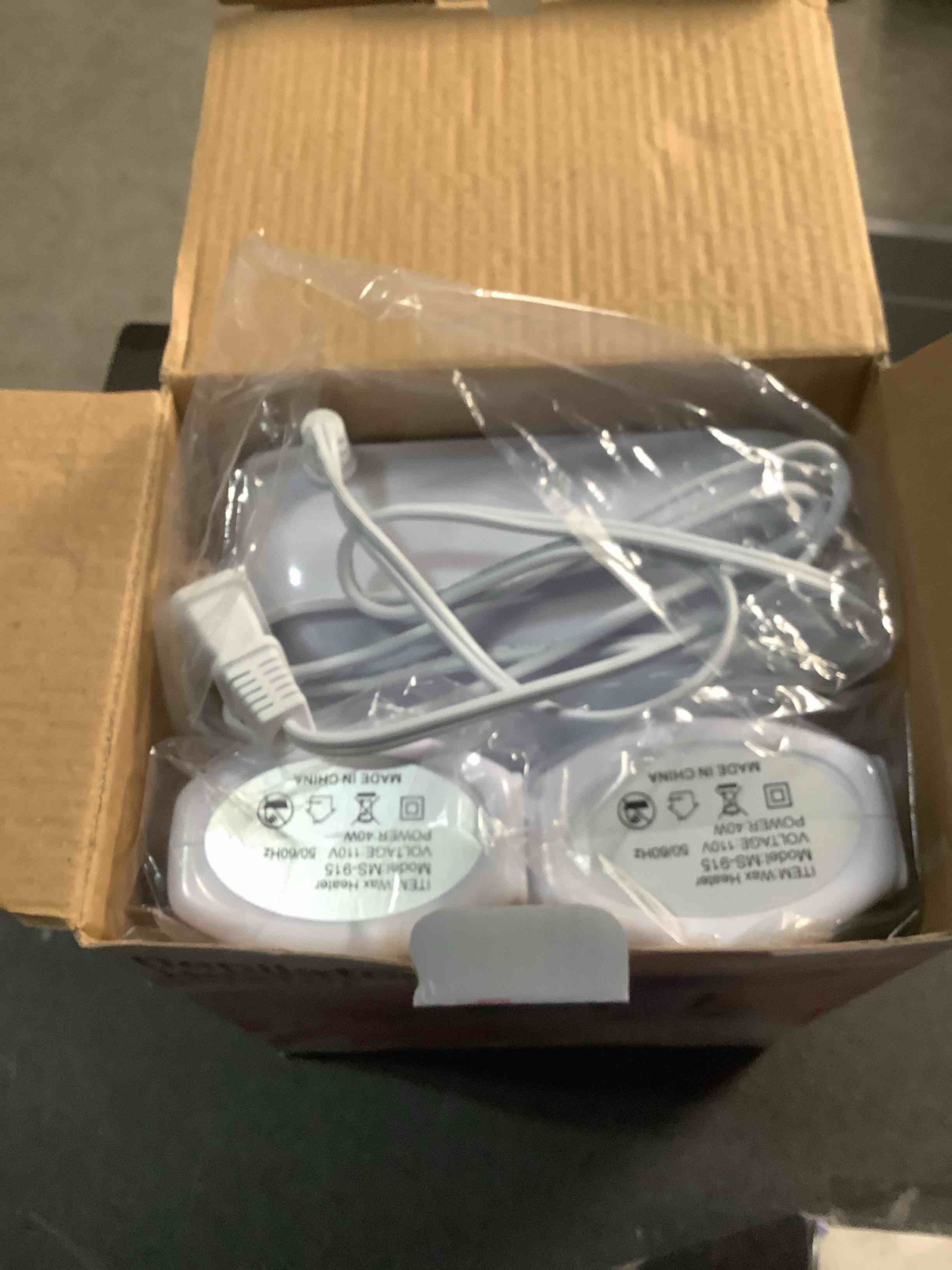 Condition photo showing Good Condition for 110V Roll On Wax Warmer for Hair Removal, Double Wax Roller Heater, Home Waxing Kit for Women and Men Pink-2