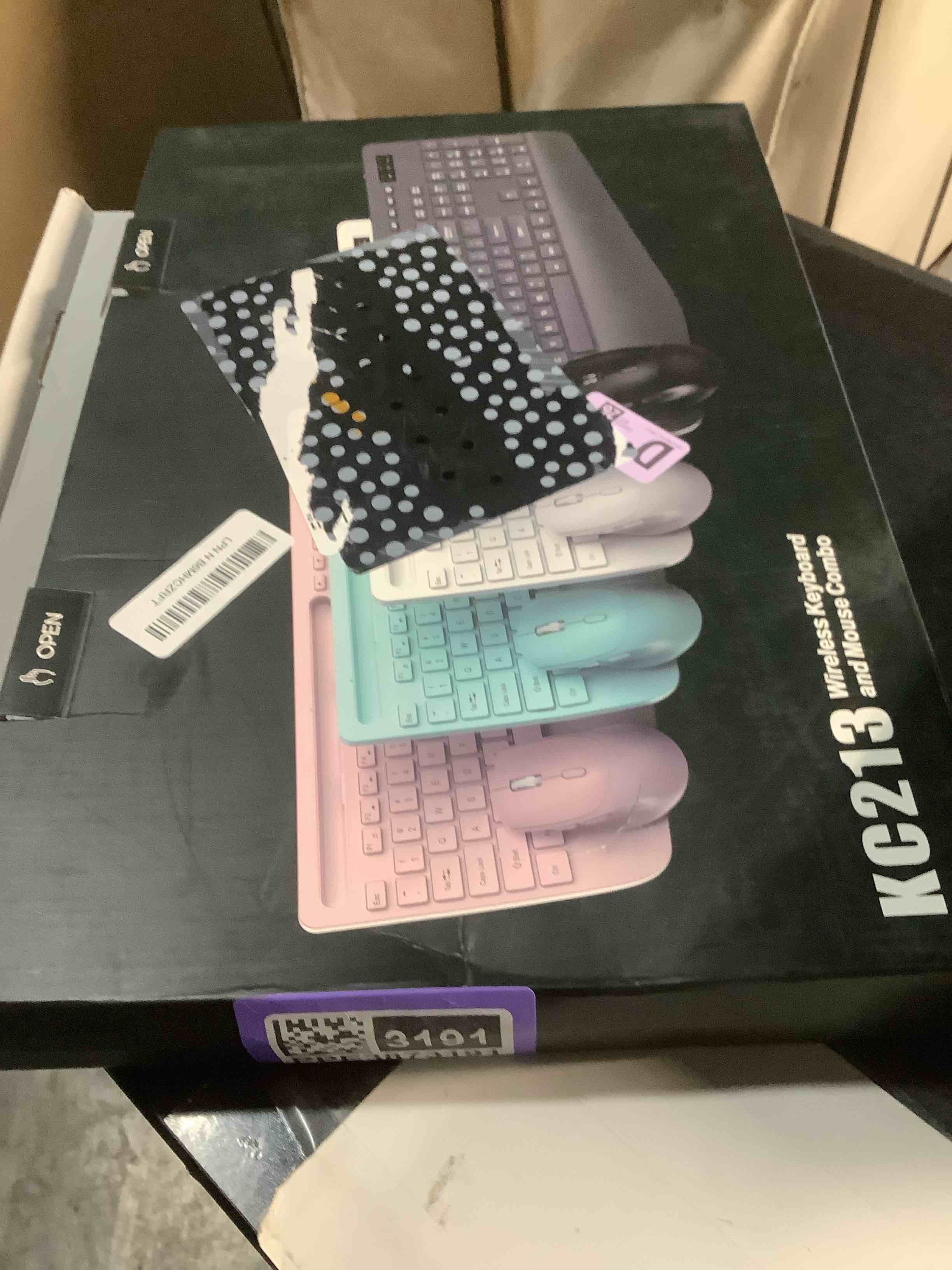 Condition photo showing Good Condition for Wireless Keyboard and Mouse Combo - Full-Sized Ergonomic Keyboard with Wrist Rest, Phone Holder, Sleep Mode, Silent 2.4GHz Cordless Keyboard Mouse Combo for Laptop, Computer, PC, Mac, Windows -Trueque 1 PACK Purple
