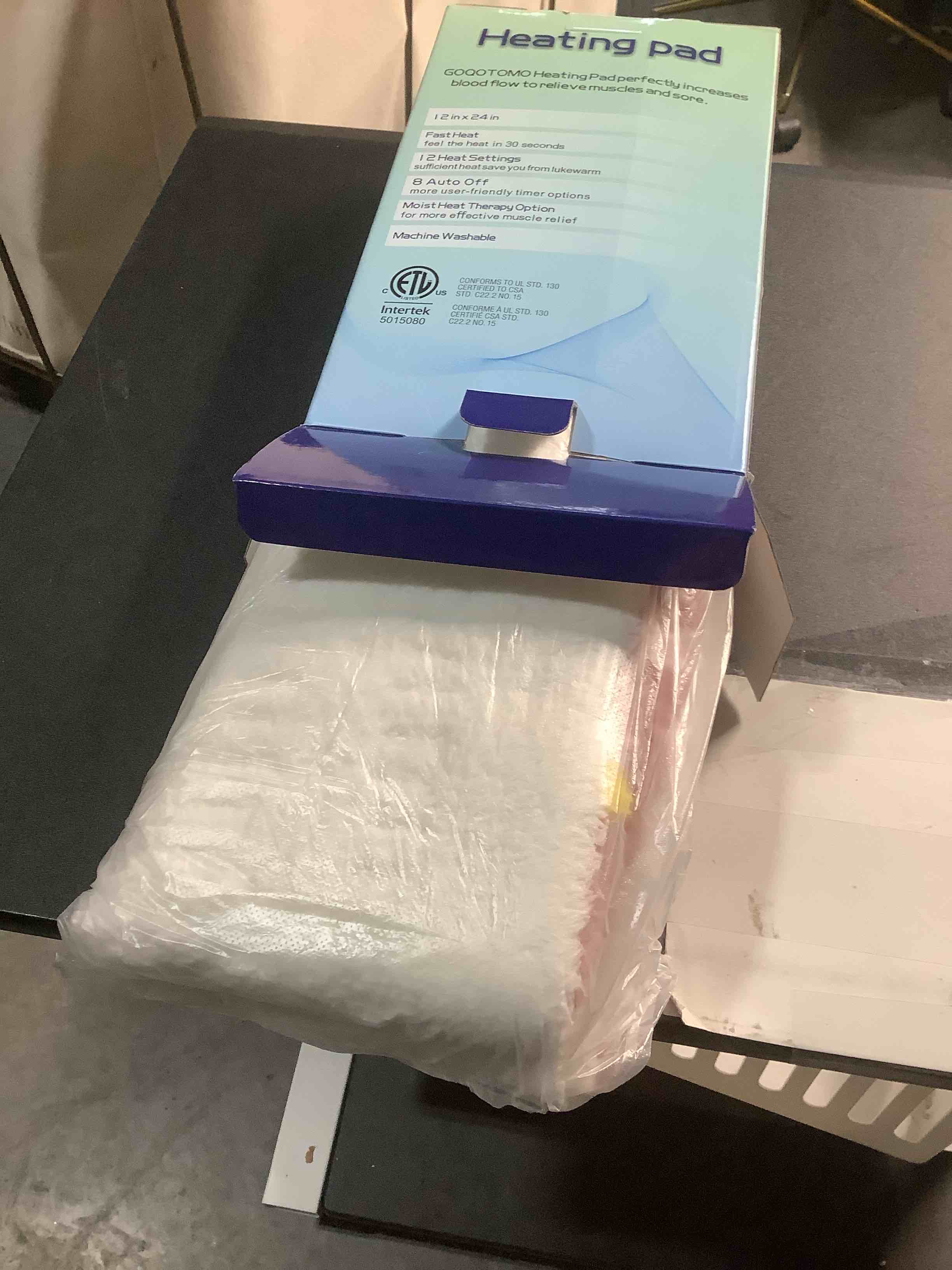 Condition photo showing Good Condition for GOQO TOMO Heating Pad, 12 x 24 Inch, Pink Floral Pattern, Machine Washable, 8 Timer Settings, 12 Heat Levels, for Back Pain Relief-P01