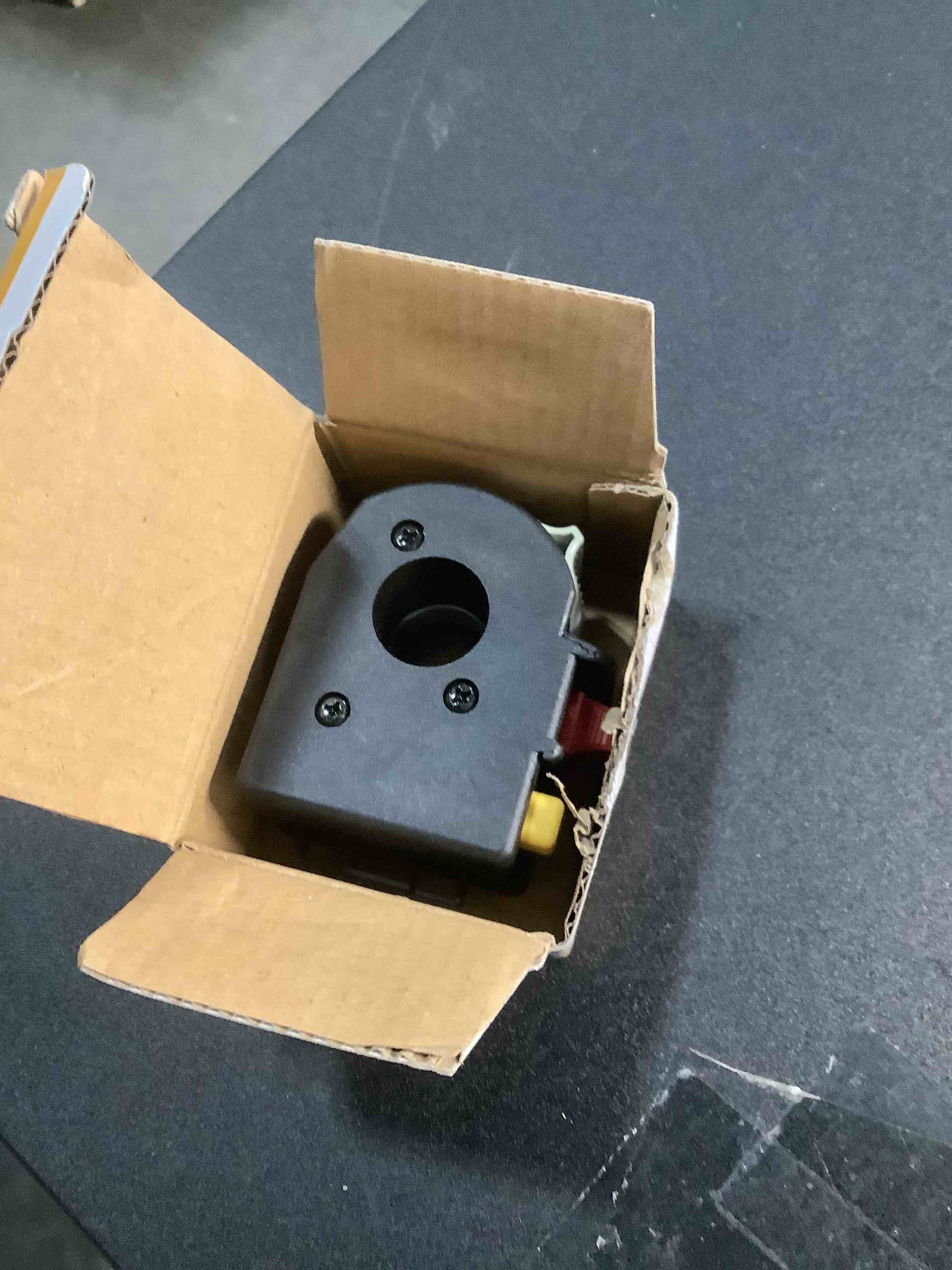 Condition photo showing Good Condition for Handlebar Stop Headlight Light Switch for Polaris Sportsman-400/450/500/550/570/600/700/800/850/1000 Scrambler-850/1000 ATP-330/500 Scrambler-500 Magnum-330 Trail-Boss-330 Scrambler-400 Xplorer-250