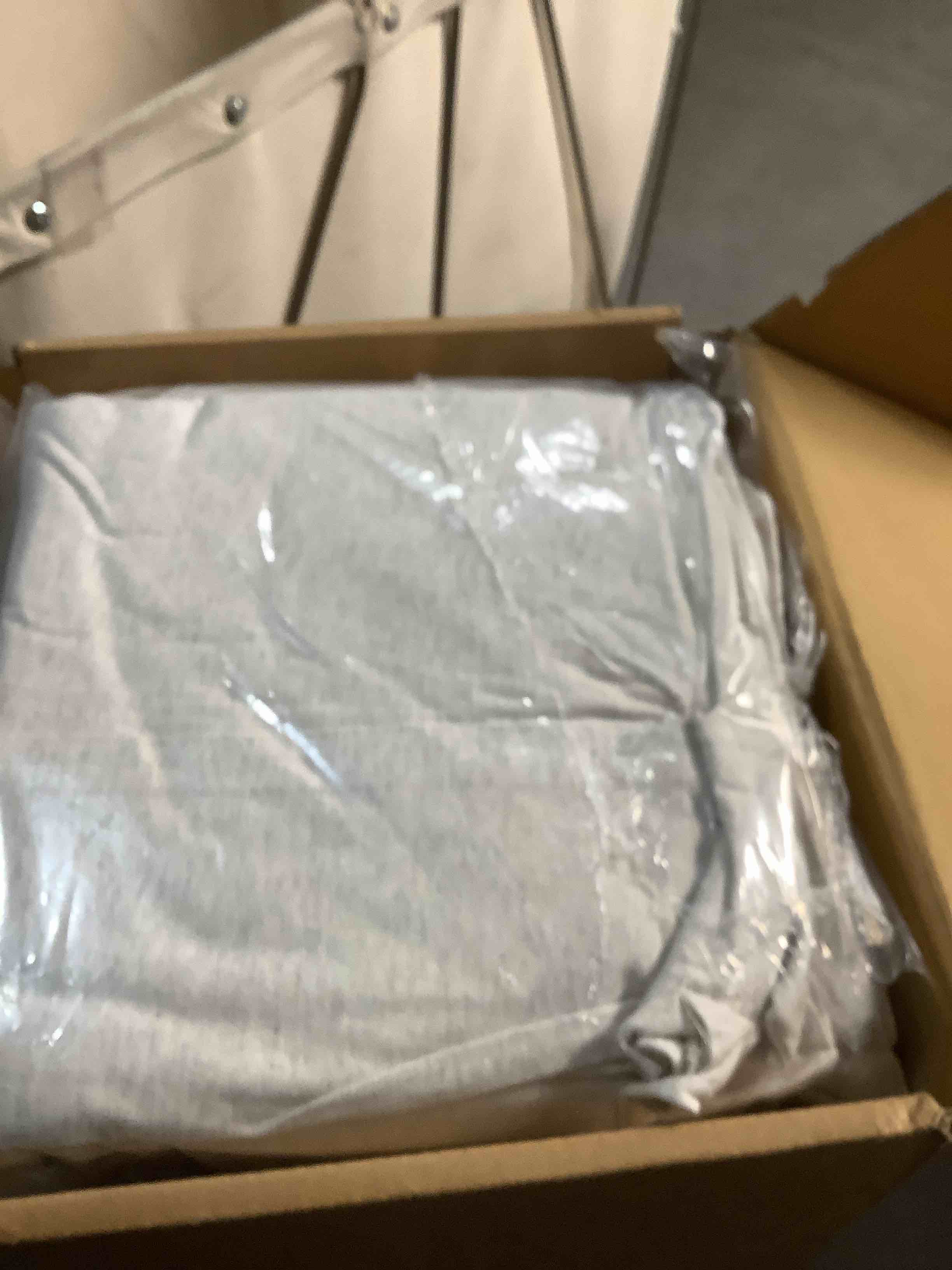 Condition photo showing Good Condition for Amazon Basics 4 Piece Bed Sheets Set, 100% Cotton Jersey, Includes Super Soft, Flat and Fitted Sheets, Pillowcase, King, Oatmeal, Solid King Oatmeal