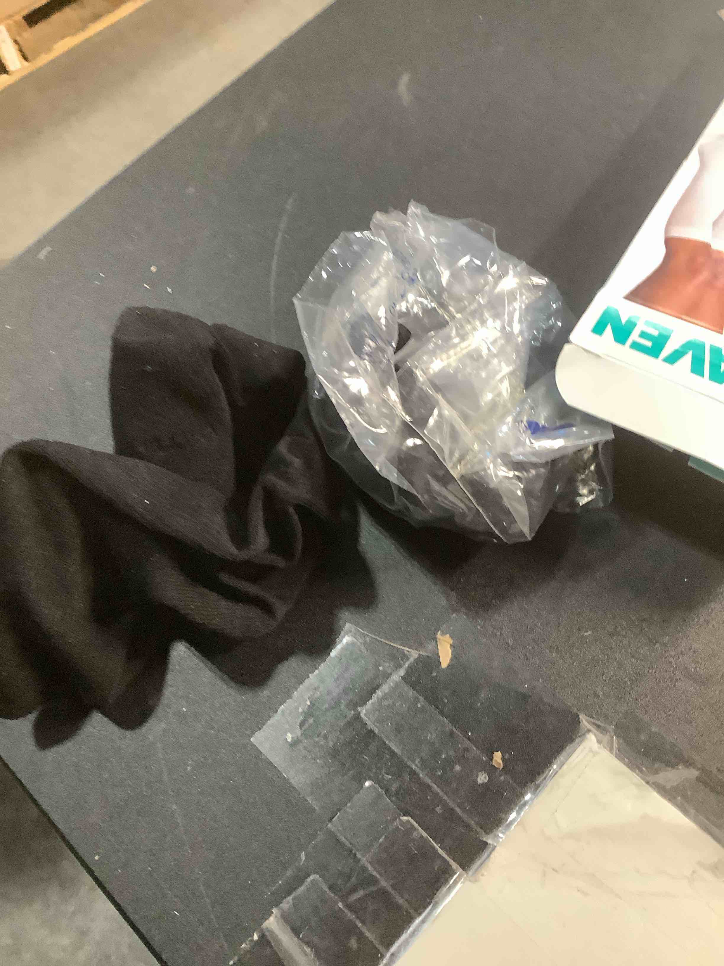 Condition photo showing Good Condition for DYNAVEN by Sigvaris Unisex Compression Calf-High Cushioned Socks for Men, Women 20-30mmHg Weight - Closed Toe Design for Everyday Support Medium Long Black