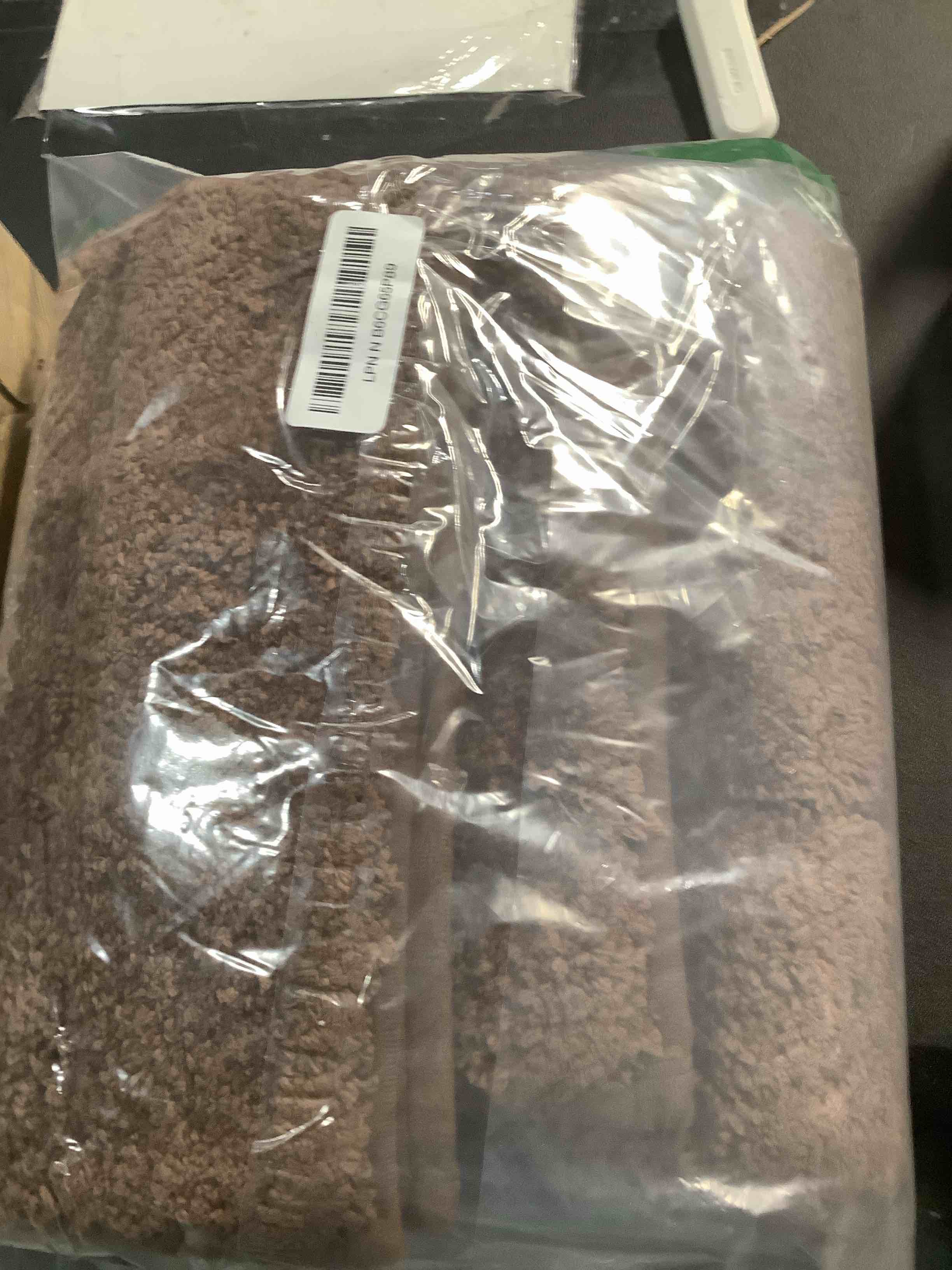 Condition photo showing Good Condition for Buganda Bathroom Rugs, 36" x 24", Soft and Absorbent Microfiber Bath Rugs, Non-Slip Shaggy Shower Carpet, Machine Wash Dry Bath Mats for Bathroom Floor, Tub and Shower, Brown Brown Rectangular 36" x 24"