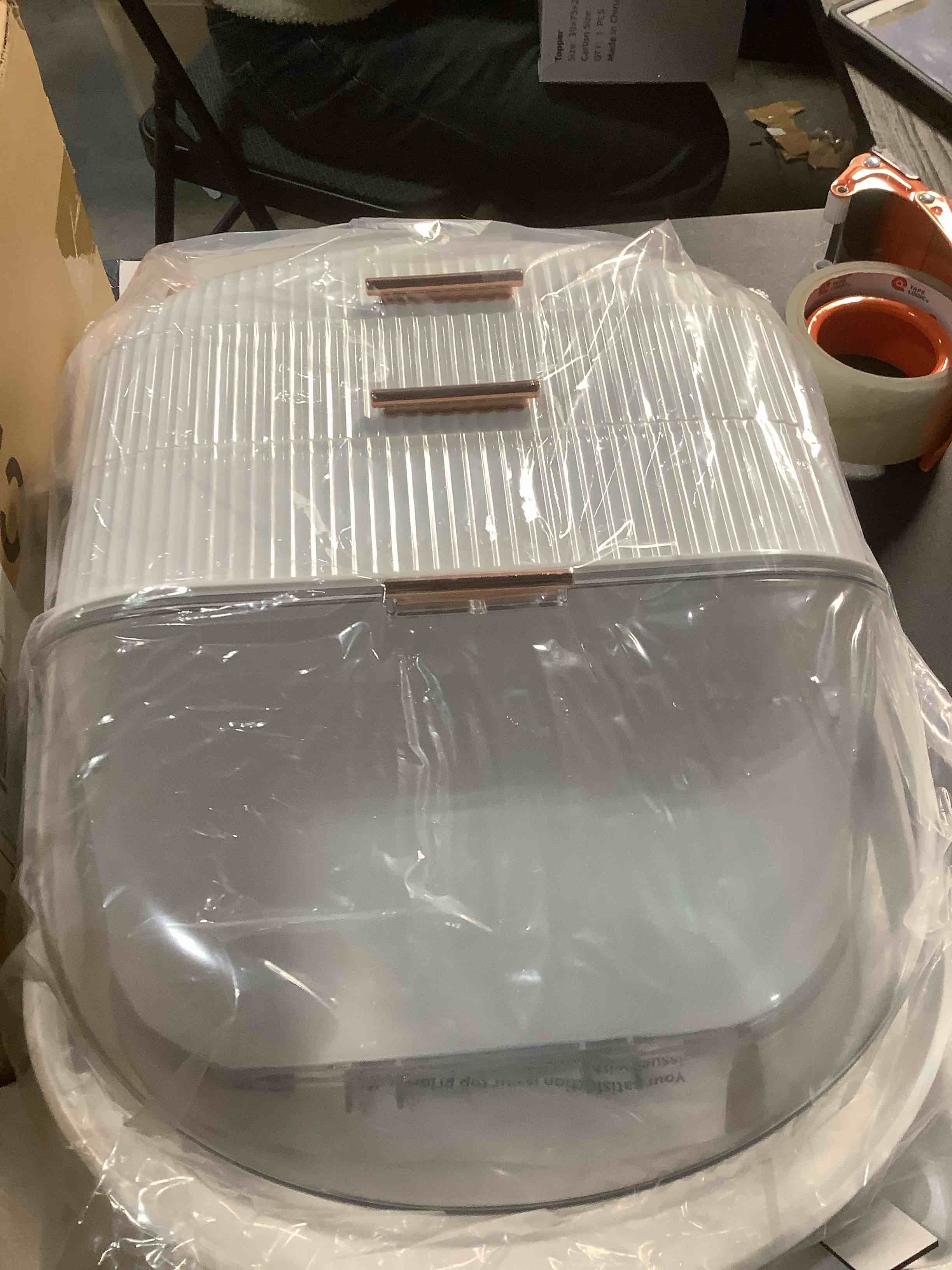 Condition photo showing Good Condition for Makeup Organizer Skincare Organizers - Cosmetic Display Cases with Transparent Cover, SkinCare Organizers for Bathroom Countertop, Bedroom Vanity Desk, Lipstick Organizer, White