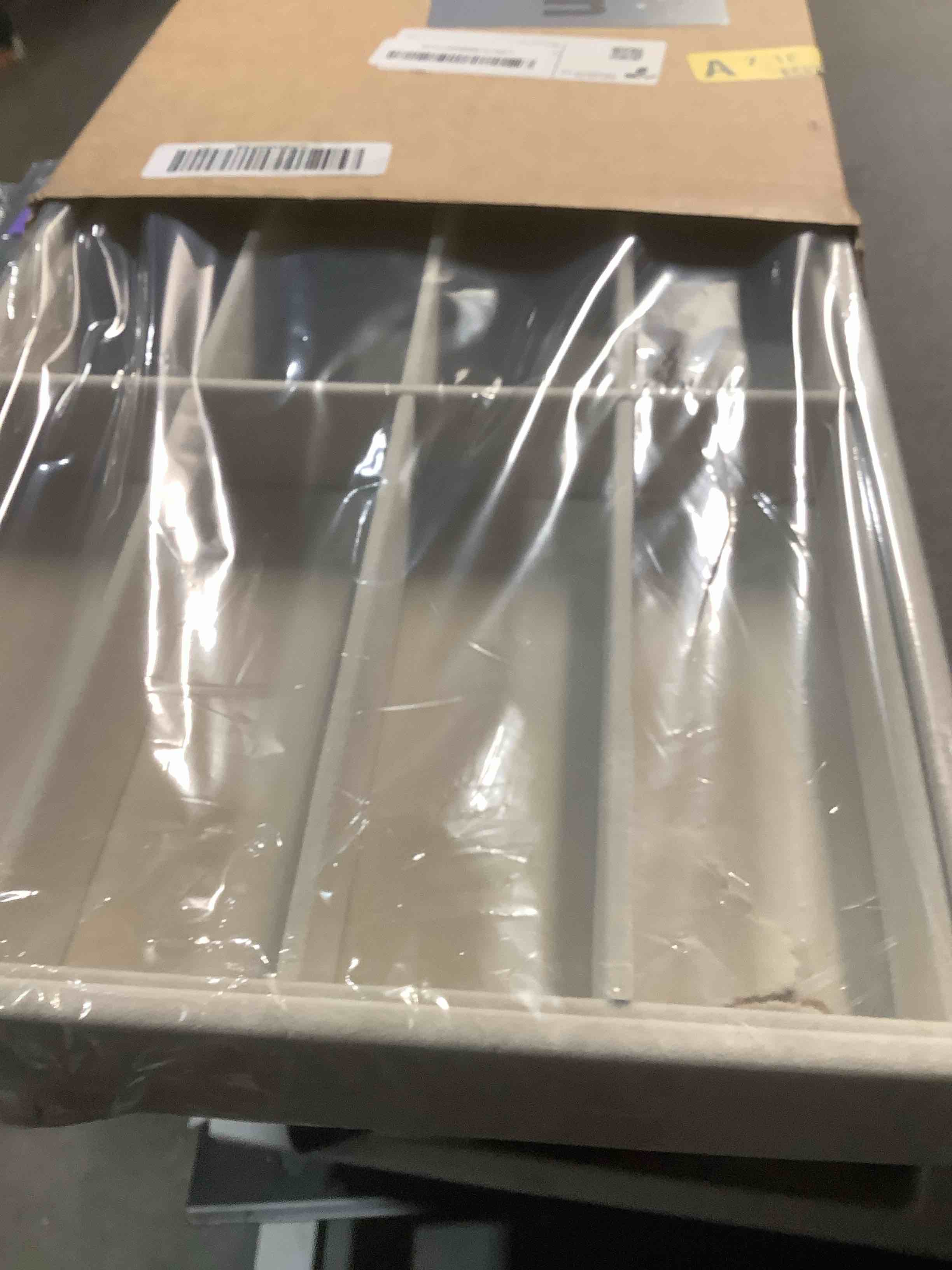 Condition photo showing New/Like New for Coward Sunglass Organizer, Beige Velvet Glasses Trays - Eyeglasses Watches Jewelry Display - Men Women (8 Grids) Sunglasses Tray Beige Velvet