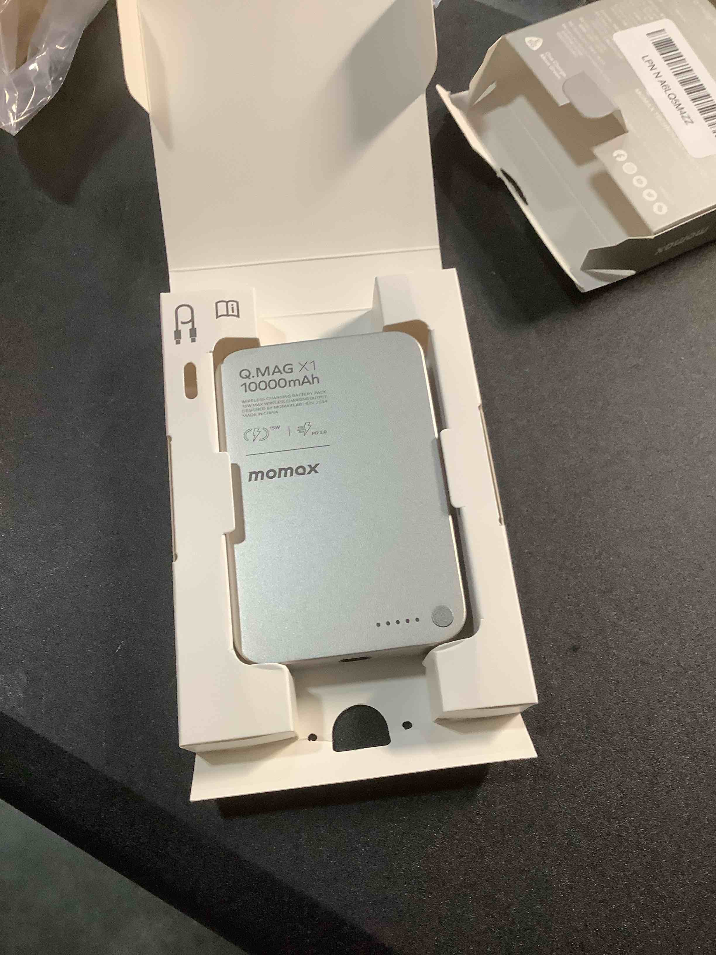 Condition photo showing Good Condition for MOMAX Magnetic Wireless Power Bank 10000mAh, Ultra-Slim 0.5" MagSafe-Compatible Portable Charger, 20W USB-C PD Fast Charging, for iPhone 17/16/15/14/13/12 Series, Samsung Galaxy & Google Pixel Titanium 10000 mAh