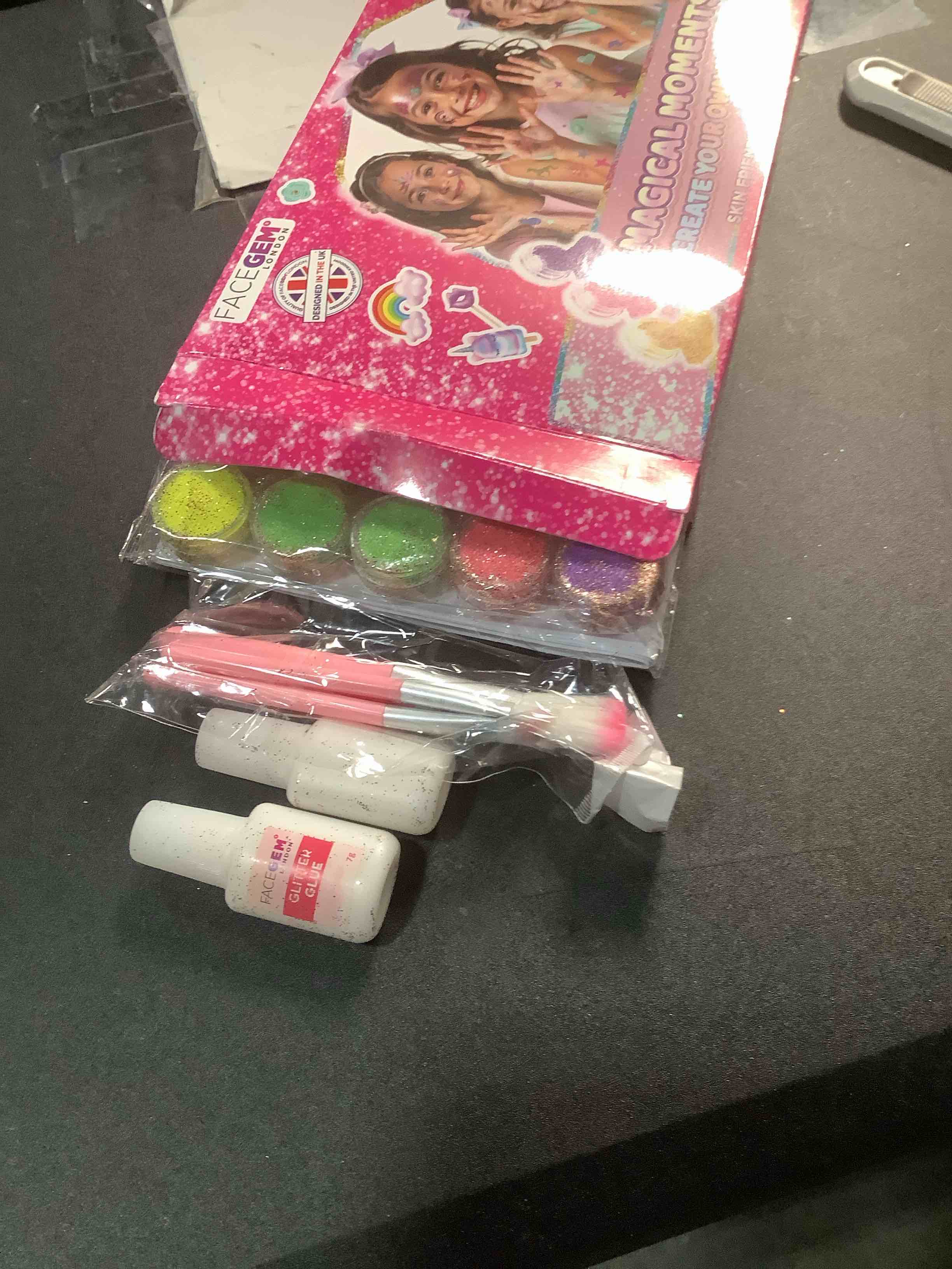Condition photo showing Good Condition for 40 Colour - Glitter Tattoos for kids, Glitter tattoo kit, Temporary Tattoos for kids, Face glitter, 200+ Stencils, 40 Colour (10 neon), Rhinestones, Girls birthday present, Face Glitters