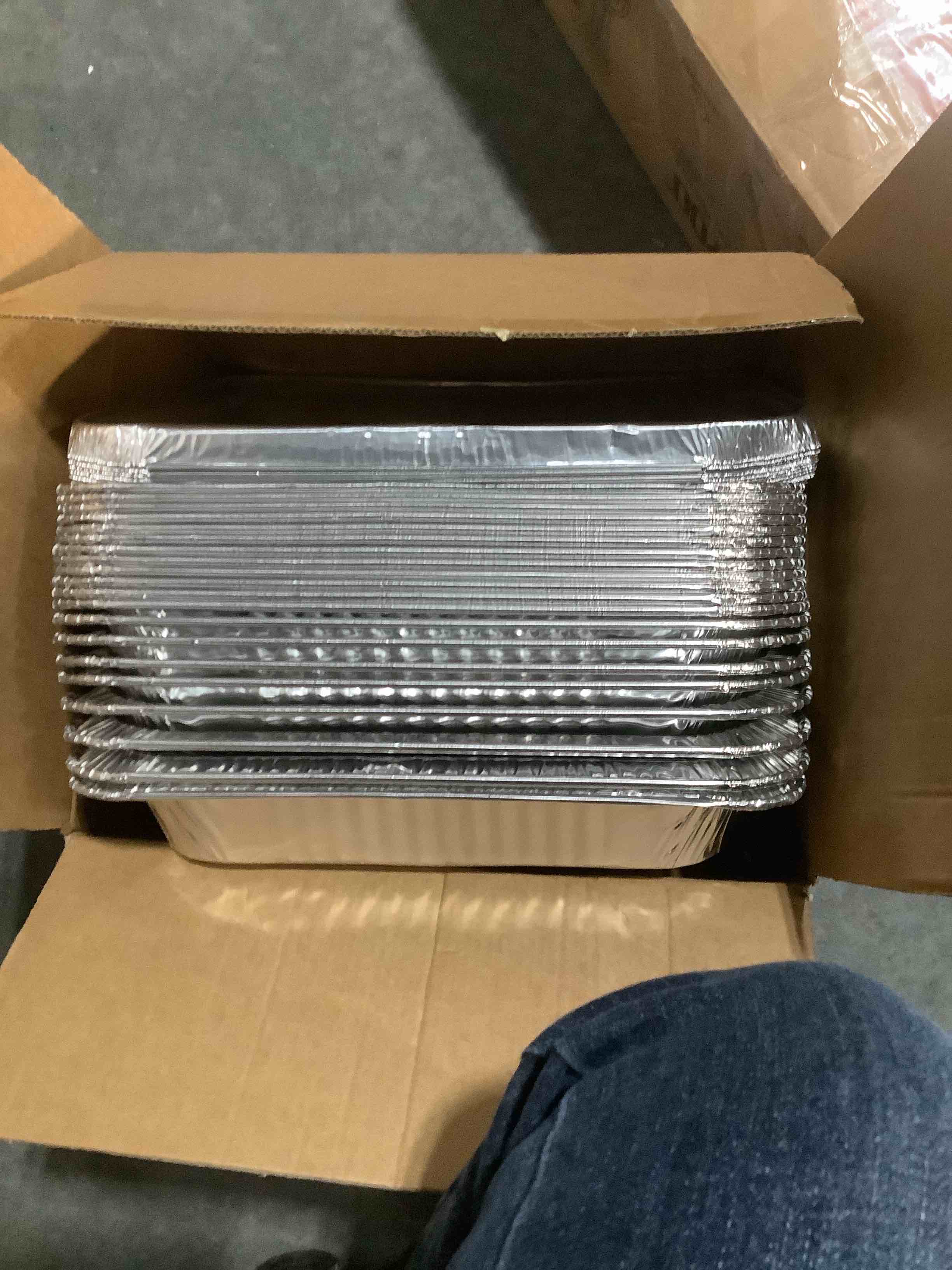 Condition photo showing Good Condition for 40 Pack Aluminum Pans with Lids,20 Large 9x13" Aluminum Pans Disposable (10 Heavy Duty Lids) & 20 Medium 8.5x6" Foil Pans (20 Foil Covers), Aluminum Trays With Lids for Baking, Meal Prep, Takeout