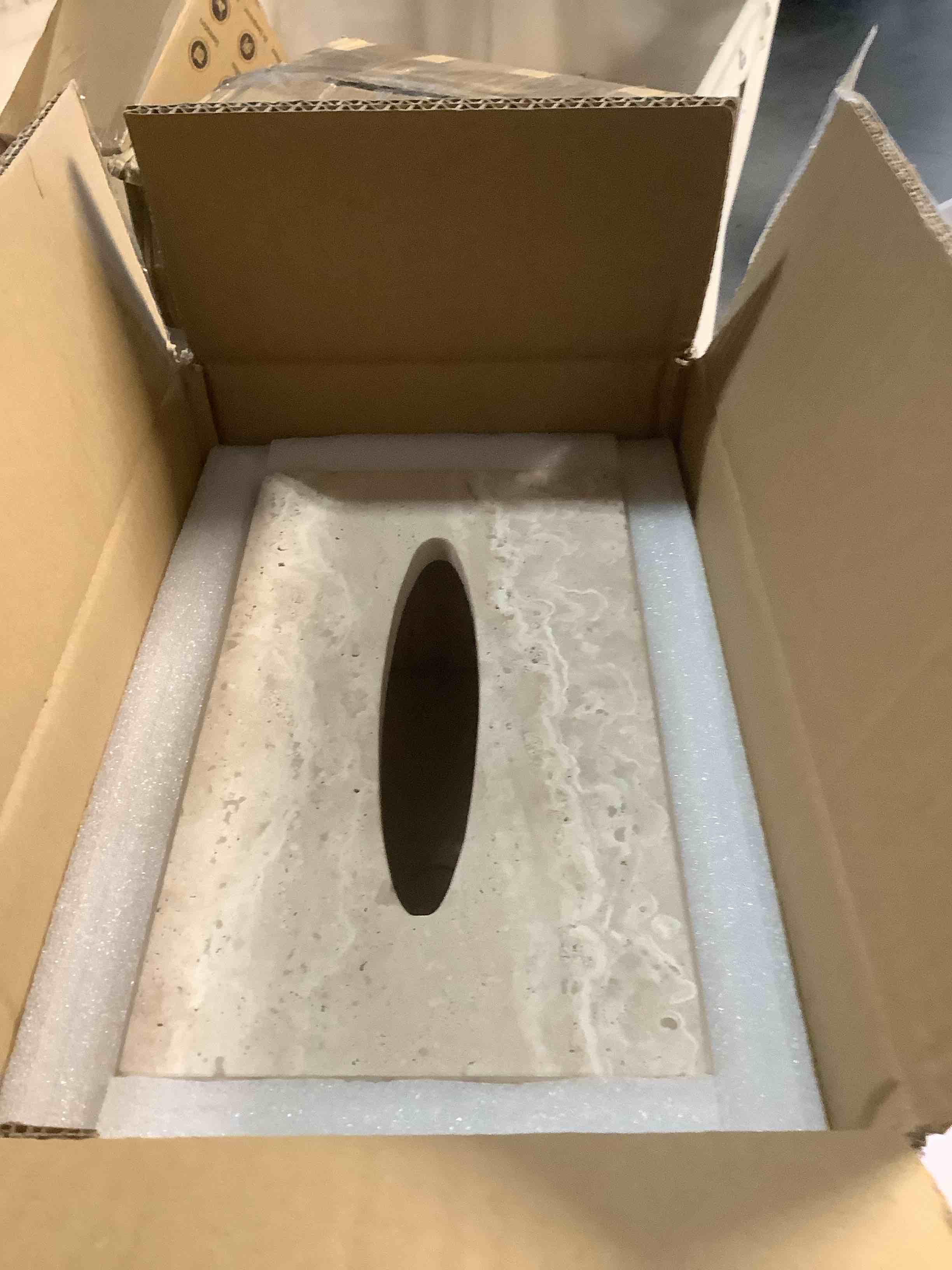 Condition photo showing Good Condition for Noble and Light Luxury Natural Travertine Marble Household Tissue Box for Bathroom | Office | Desk | countertop | Vanity | Bedroom | Bedside Table |Calacatta Viola 9.8"x5.5"x3.9" Calacatta Viola