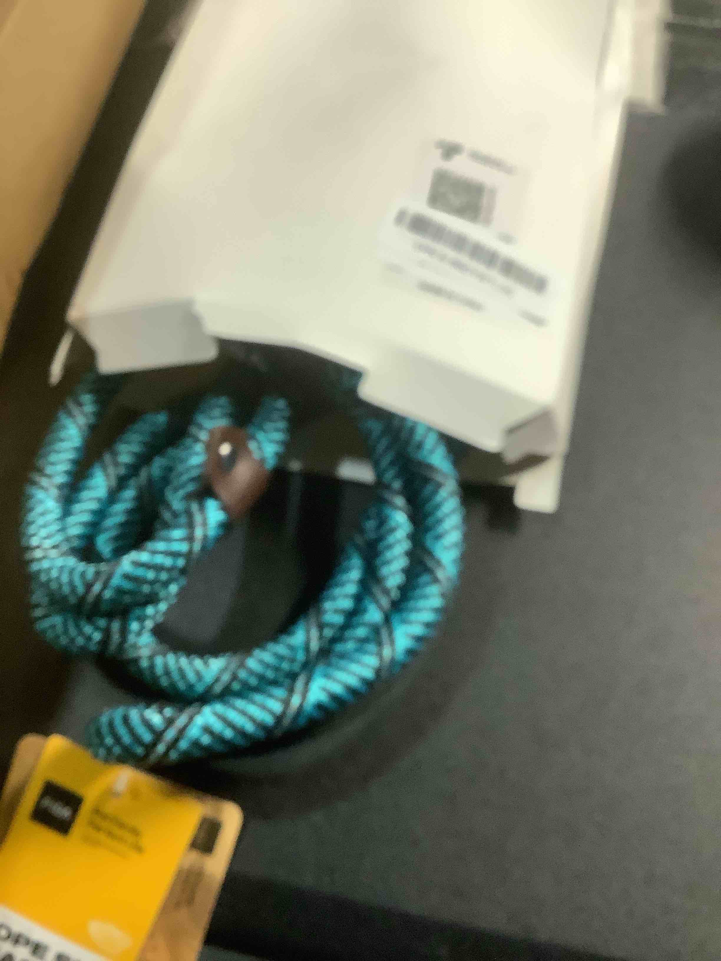 Condition photo showing Good Condition for Fida Durable Slip Lead Dog Leash, 6 FT x 1/2" Heavy Duty Loop Comfortable Strong Rope Lead for Large, Medium Dogs, No Pull Pet Training with Highly Reflective, Blue Large(1/2"-6ft) Blue