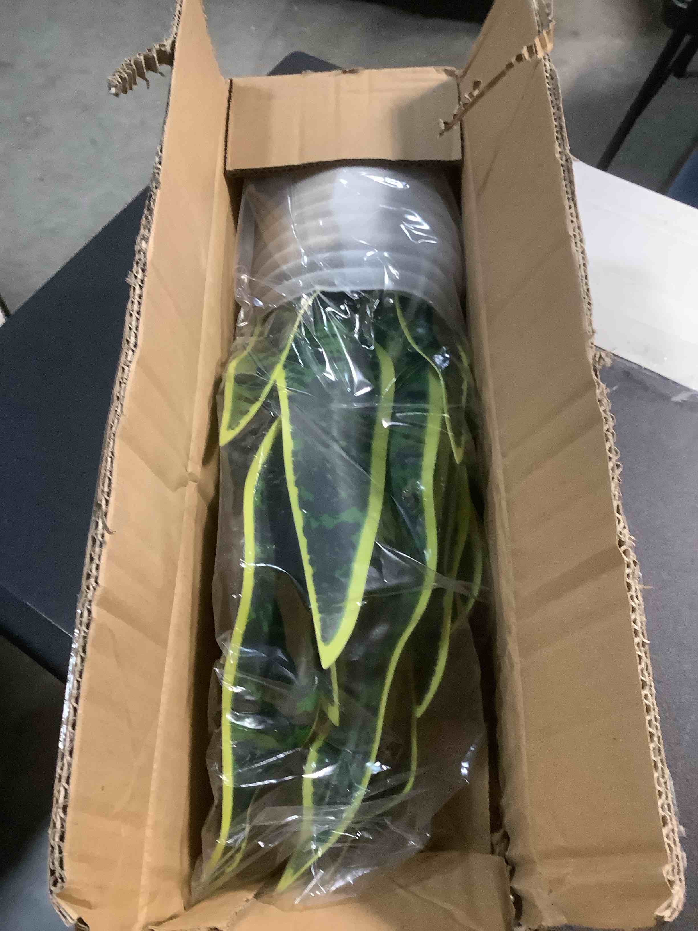 Condition photo showing Good Condition for Hollyone Artificial Snake Plant Potted Faux Sansevieria Trifasciata Plants, 16.9" Tropical Mother in Law Tongue Fake Plants in Metal Gold Pots for Home Office Room Indoor Decor Housewarming Gifts Green-gold Pot