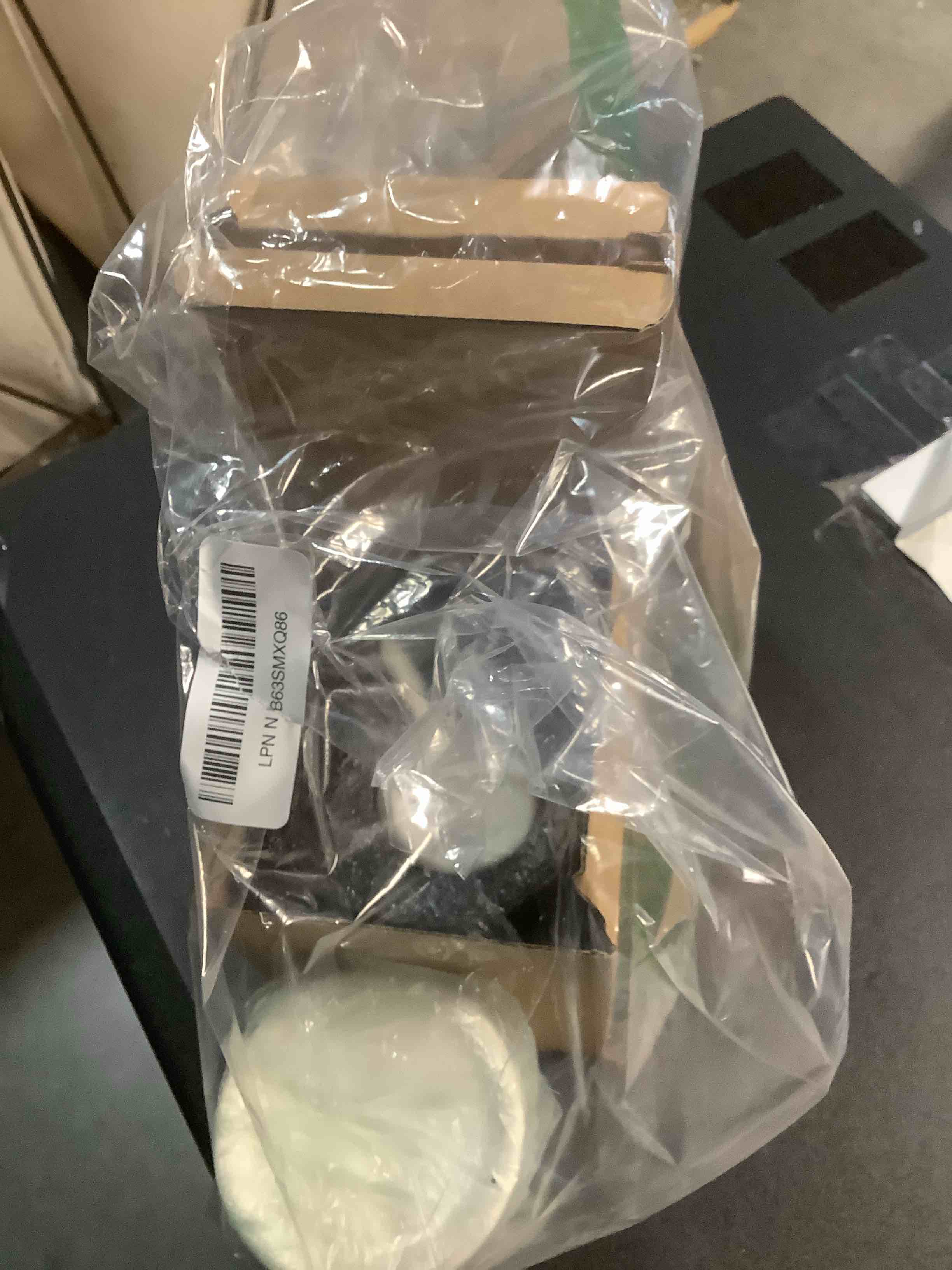 Condition photo showing Good Condition for Lyellfe 3 Pack Ceramic Tealight Candle Holder, Essential Oil Burner with Spoon, White Carved Wax Warmer Aroma Diffuser Furnace for Birthday Valentines Home Decor