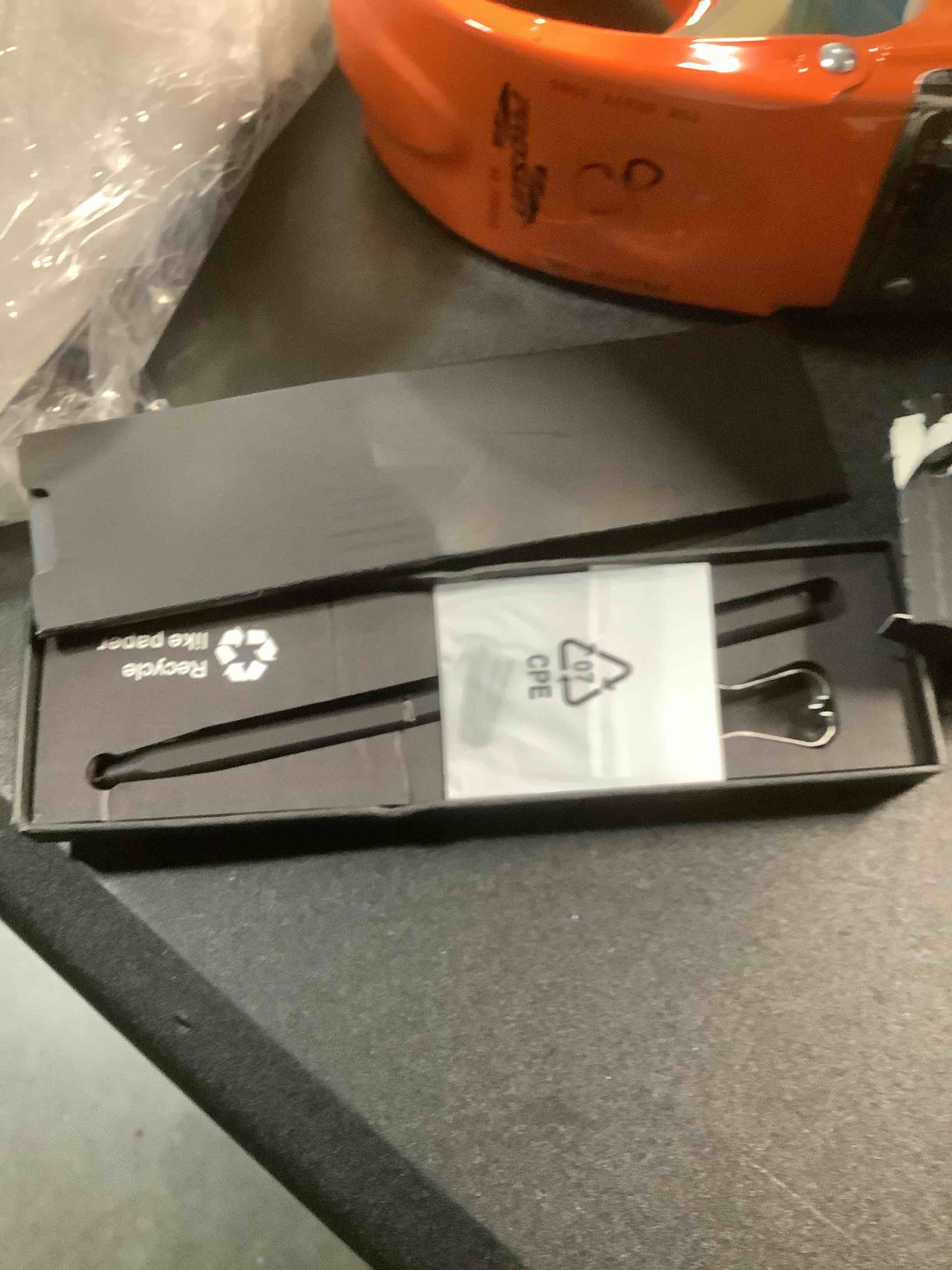 Condition photo showing Good Condition for Magnetic EMR Stylus Compatible with Remarkable 2 Pen with Eraser, Palm Rejection & 5 Tips, 4096 Pressure Levels, Tilt Support, Stylus Pen Compatible with Remarkable 2/1/ Kindle Scribe