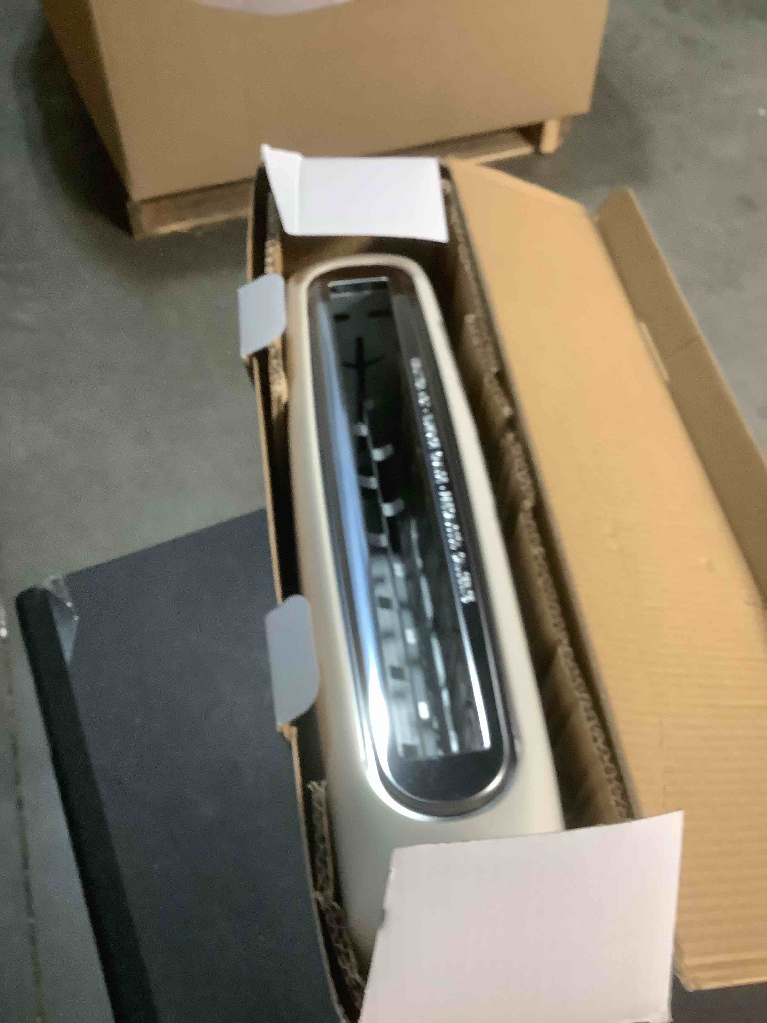 Condition photo showing Good Condition for bella 2 Slice Slim Toaster, Fits-anywhere™ Kitchenware, 6 Setting Shade Control with Reheat & Cancel Buttons, Fits sourdough, 10” Long Slot, Anti Jam & Auto Shutoff, 900 Watt, Oatmilk 2 Slice Oatmilk