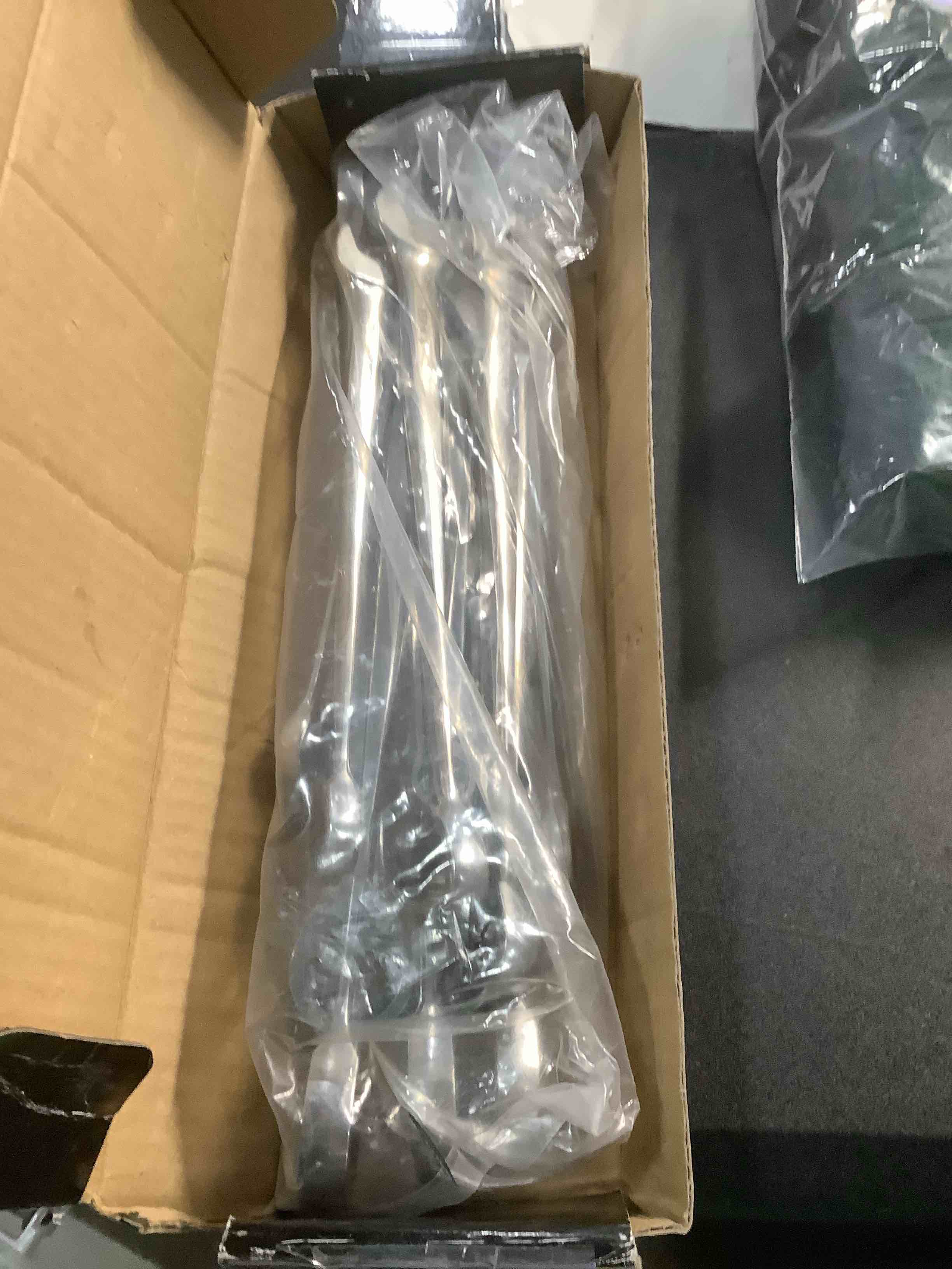 Condition photo showing Good Condition for GEARWRENCH 12 Pc. 12 Pt. XL X-Beam Ratcheting Combination Wrench Set, Metric - 85888 5 12-piece kit