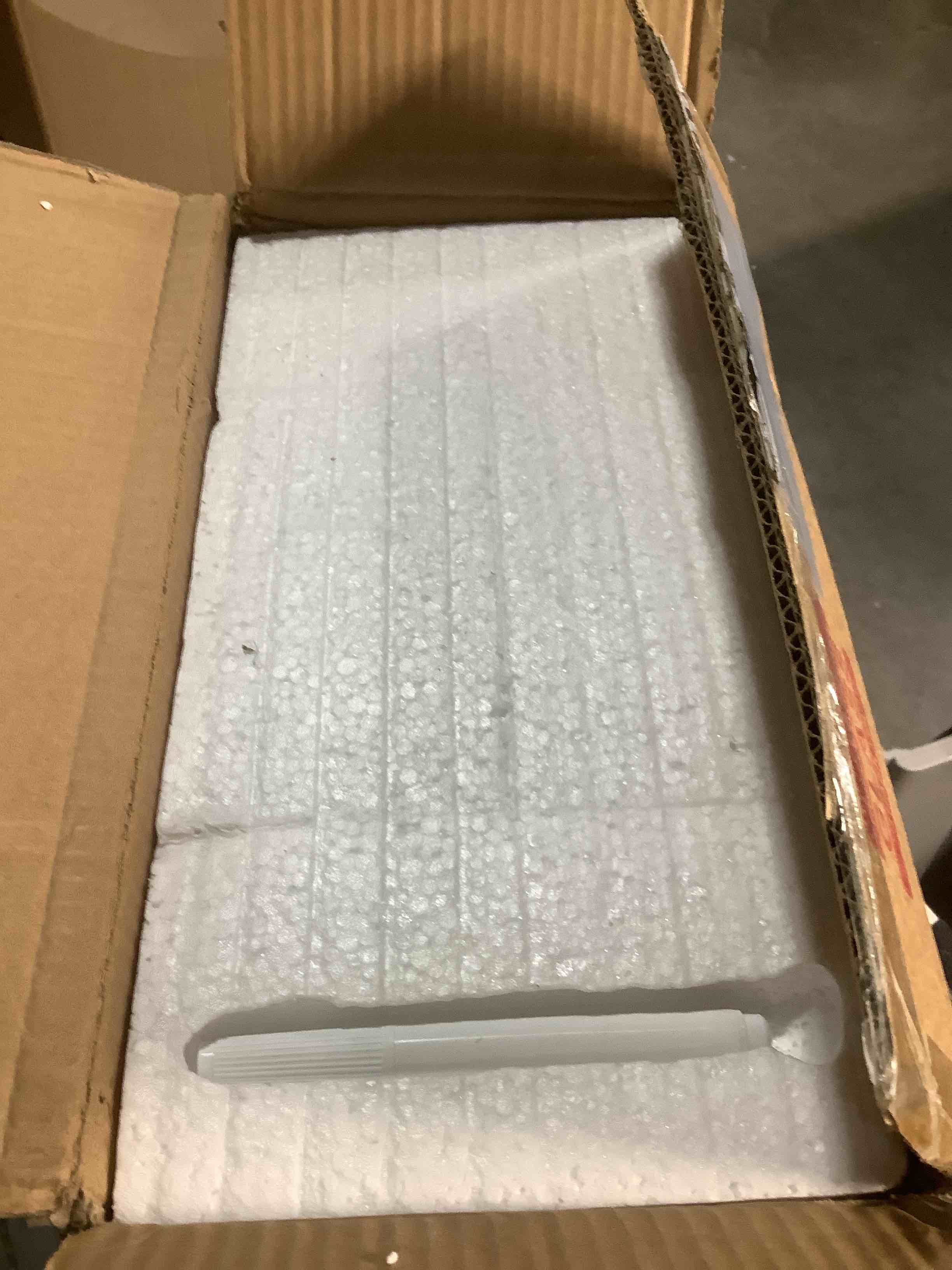 Condition photo showing Good Condition for Le’raze 3pc Canister Sets for Kitchen Counter + Labels & Marker - Glass Cookie Jars with Airtight Lids - Food Storage Containers with Lids Airtight for Pantry - Flour, Sugar, Coffee, Christmas gift.