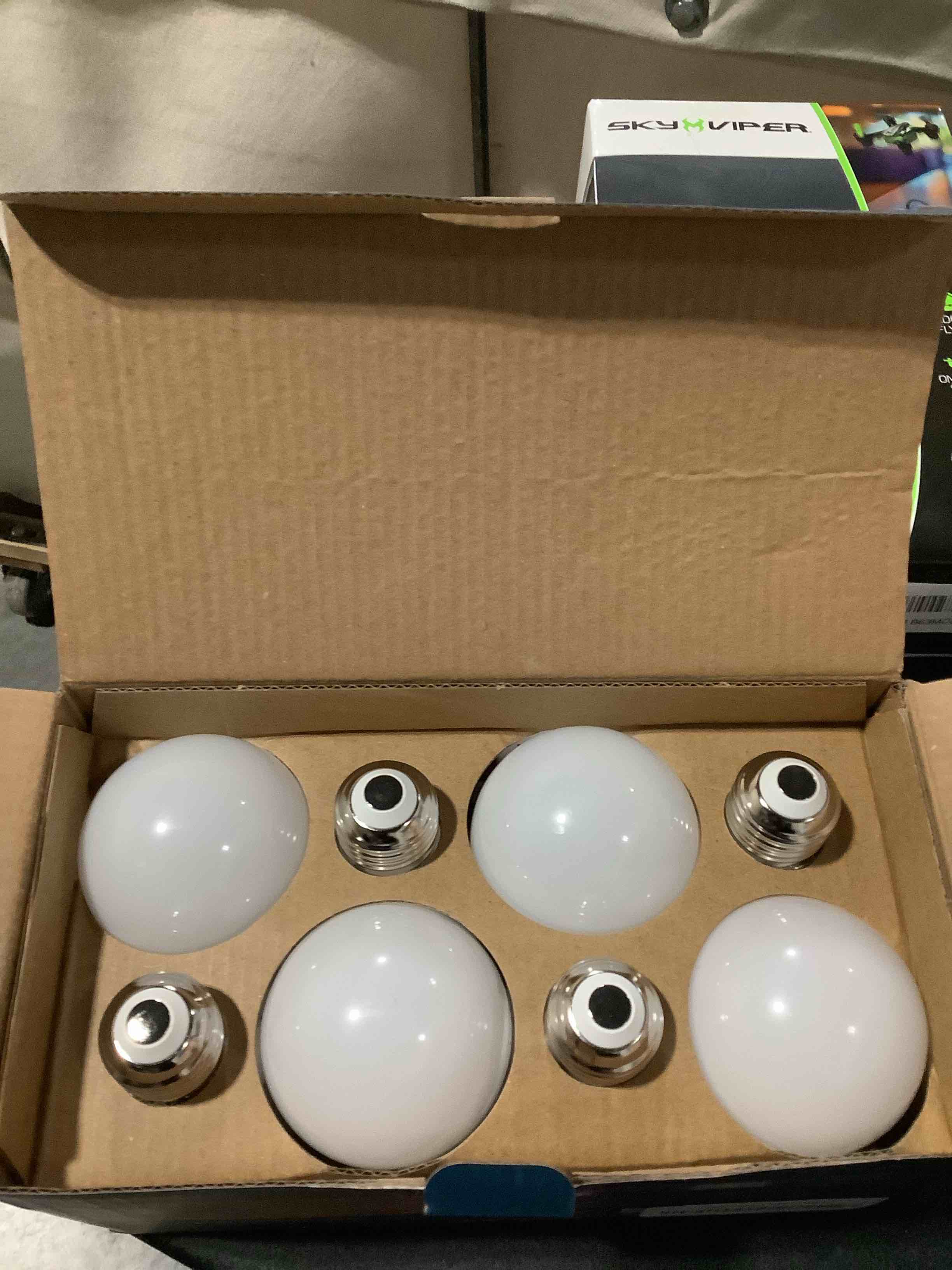 Condition photo showing Good Condition for Linkind WiFi Smart Light Bulbs, Alexa Light Bulb Work with Alexa, Google Home, RGBTW 16 Million Color Changing Light Bulbs Dimmable, Mood Lighting, 2.4GHz Only, A19 E26 WiFi Bulb 60W 800LM 8 Pack 8 Count(Pack of 1)