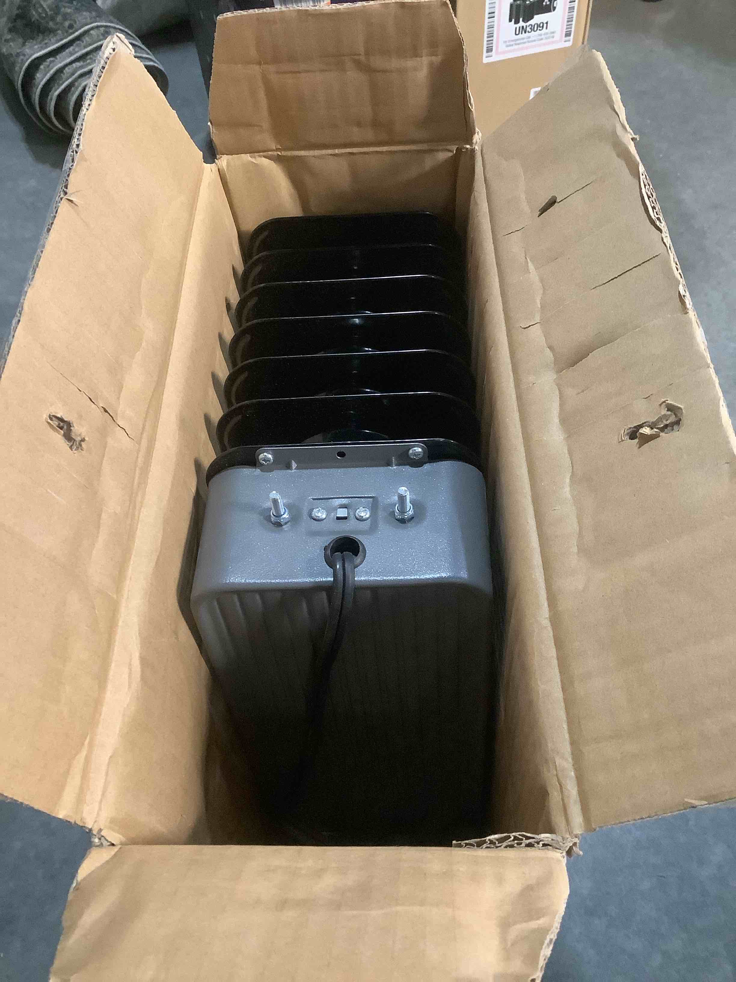 Condition photo showing Good Condition for Pelonis Oil Filled Radiator Heater for Large Space, 2025 Upgraded, Space Heaters with 1500W Quiet Warmth Radiant Heater, 3 Heating Modes, Overheat & Tip-Over Protection, Adjustable Thermostat, Black