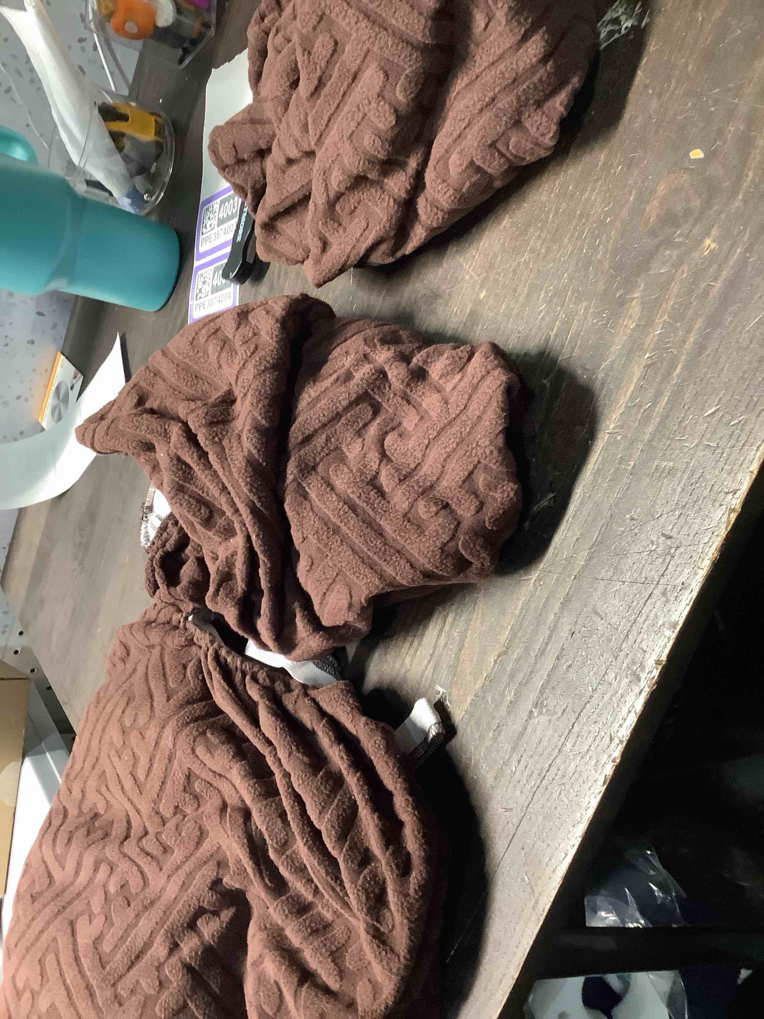 Condition photo showing Good Condition for NORTHERN BROTHERS Recliner Covers, Stretch Recliner Chair Covers 4 Pieces 1 Seater Furniture Protector Soft Recliner Slipcover Covers for Recliners for Kids, Pet, Dark Brown Dark Brown Standard 1 Seat