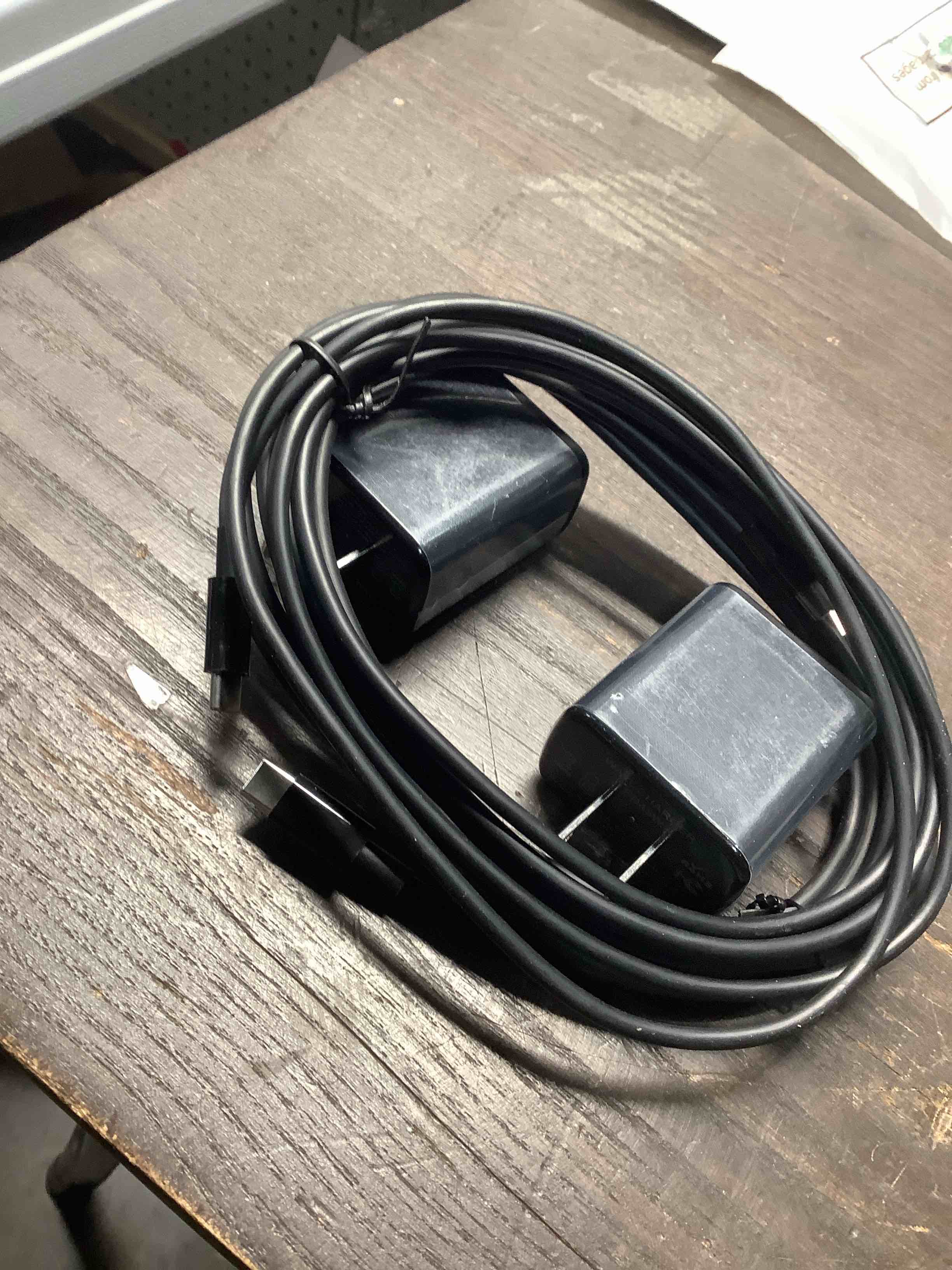 Condition photo showing Good Condition for 45W Super Fast Charger Type C for Samsung Galaxy S25/S24/S23 Ultra,USB C Android Phone Charger with 6FT/10FT Type C Cords for Galaxy S25/S24/S23+/S22 Plus/S20,iPhone 17/16/15 Pro Max Black 2Pack-6FT+10FT