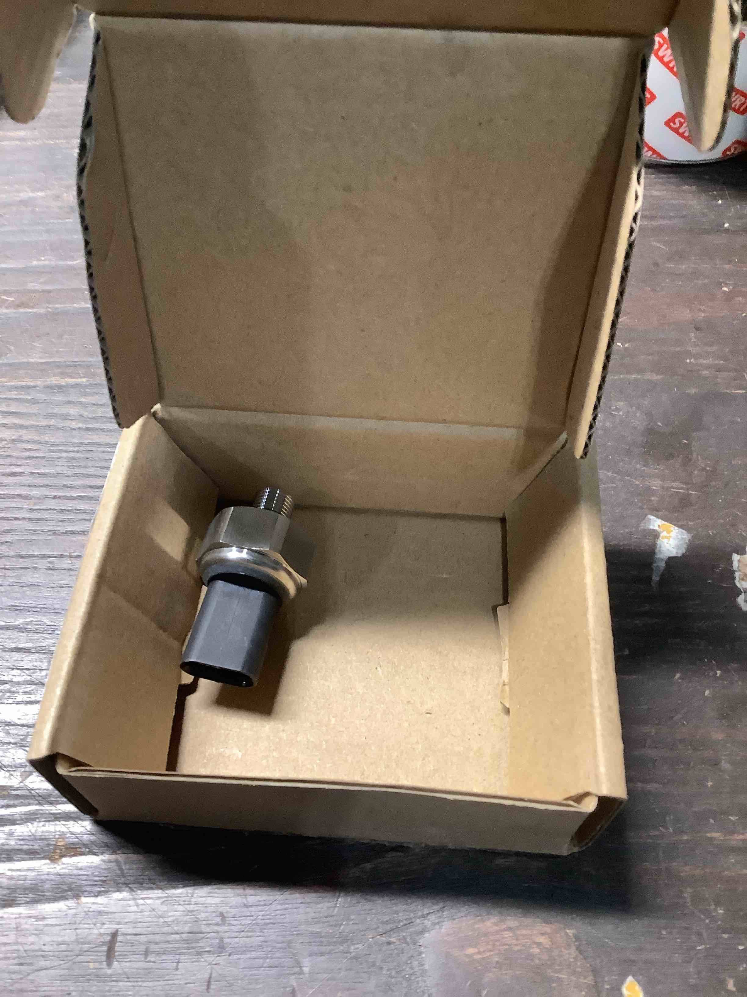 https://s3.amazonaws.com/lotting-images-prod/NKYBargainOutlett/PPE3874230_1774033403823.jpeg