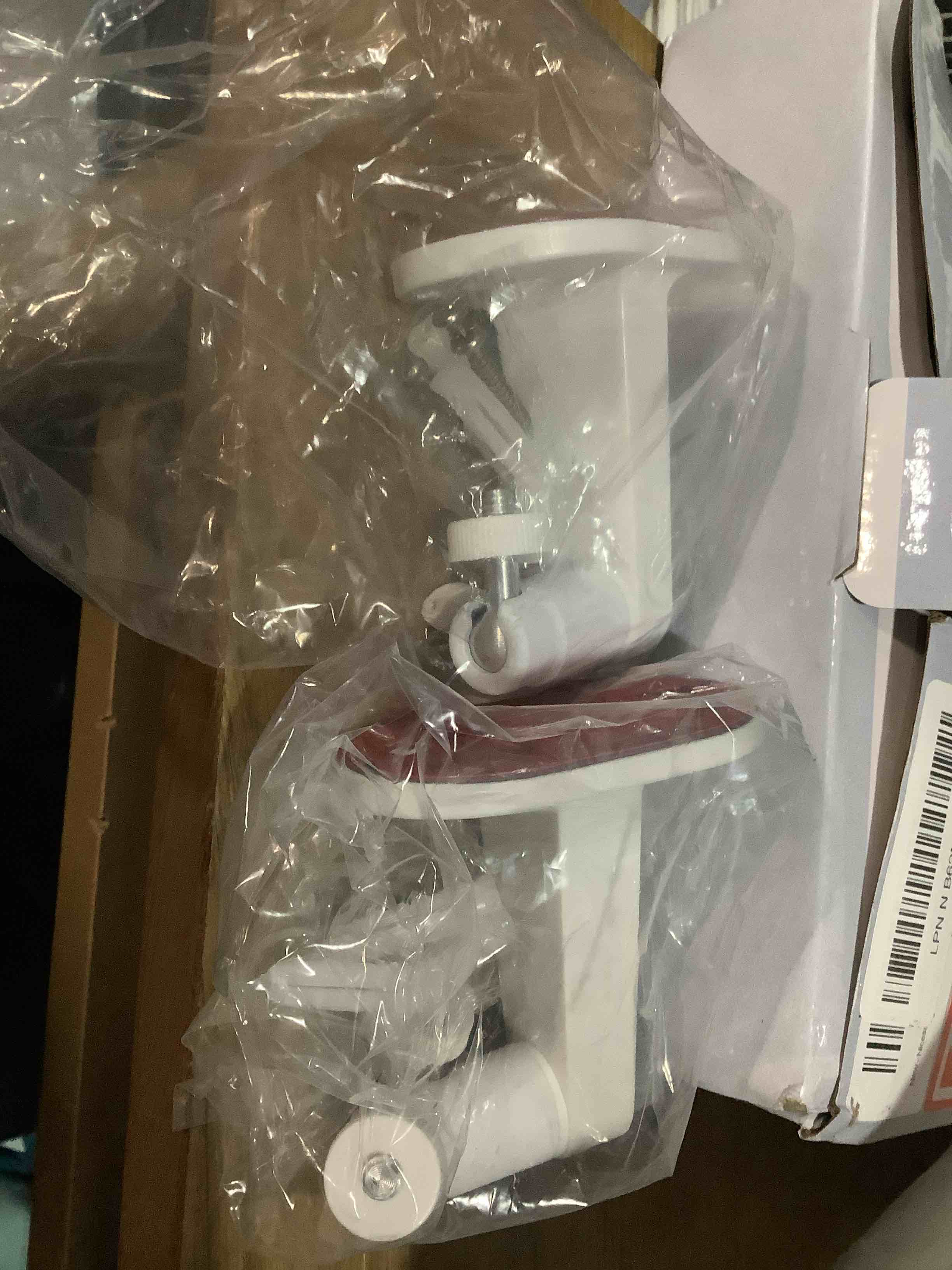 https://s3.amazonaws.com/lotting-images-prod/NKYBargainOutlett/PPE3874366_1774280450193.jpeg