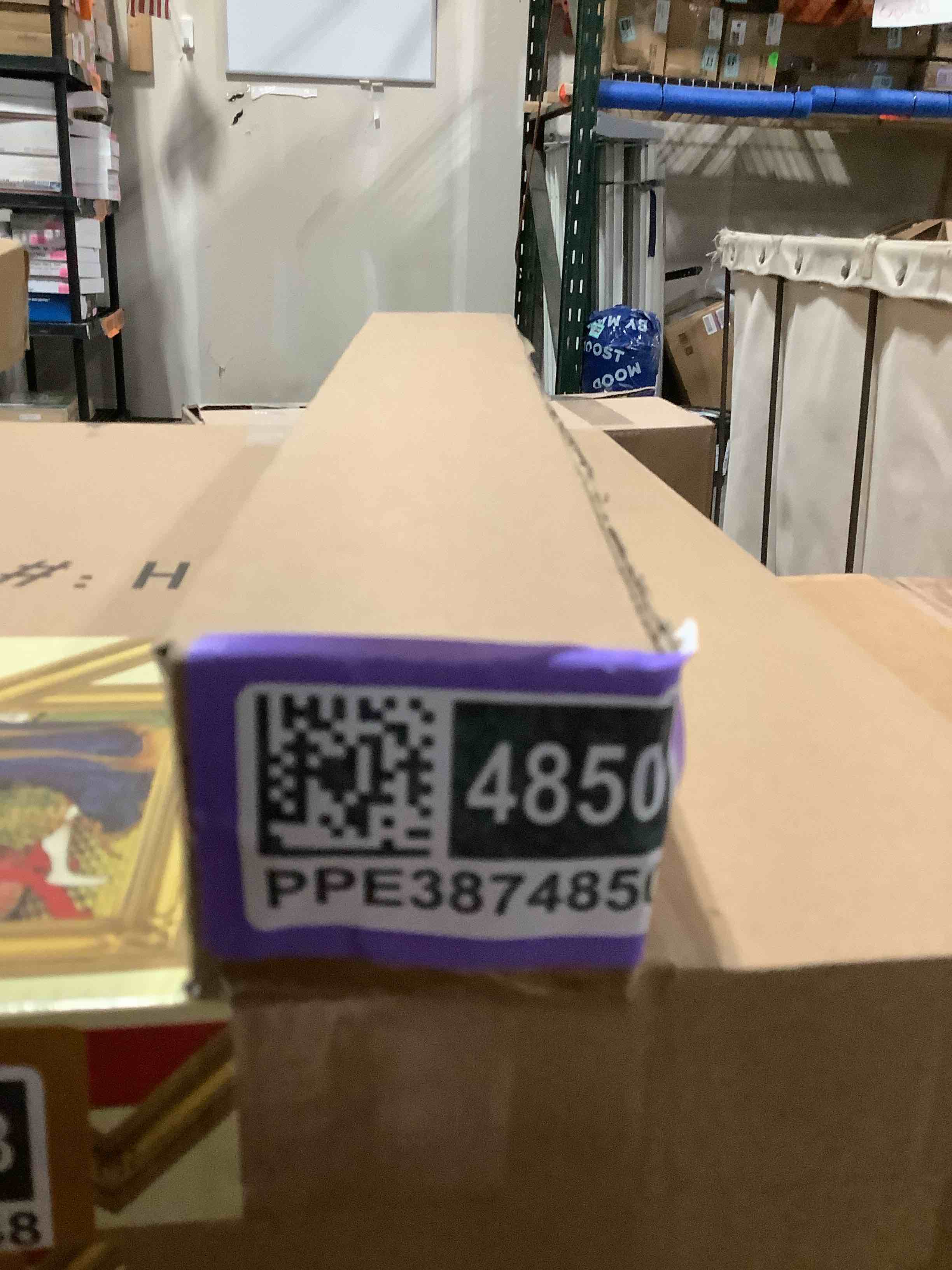 https://s3.amazonaws.com/lotting-images-prod/NKYBargainOutlett/PPE3874850_1776360742183.jpeg