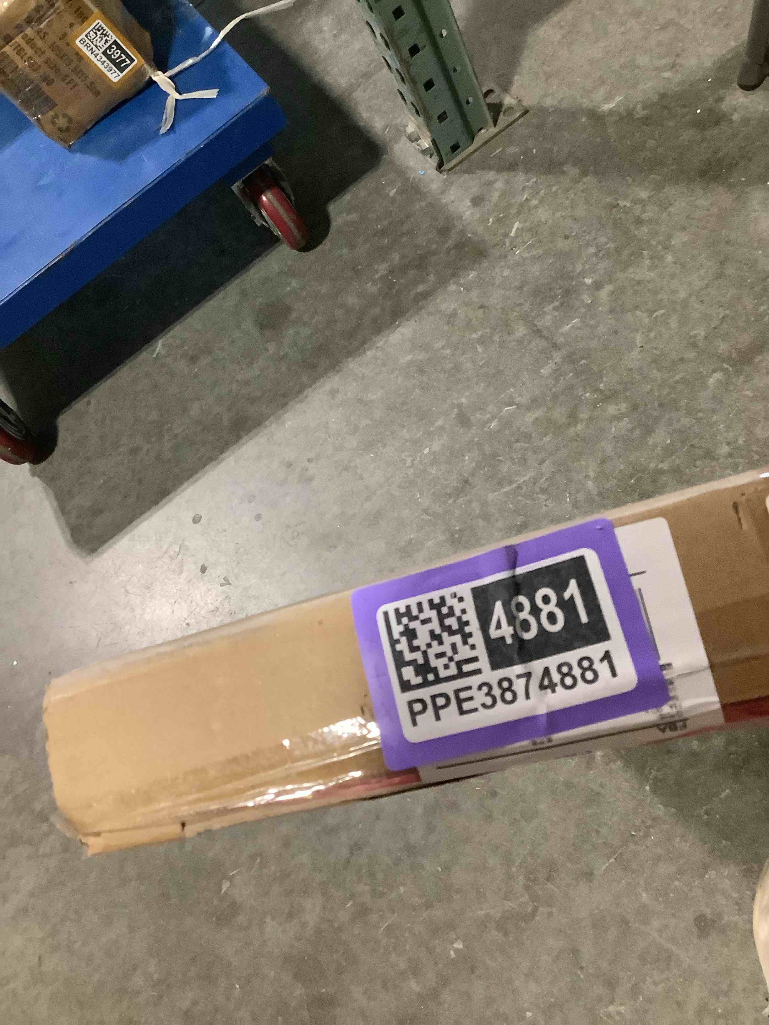 https://s3.amazonaws.com/lotting-images-prod/NKYBargainOutlett/PPE3874881_1776448868665.jpeg