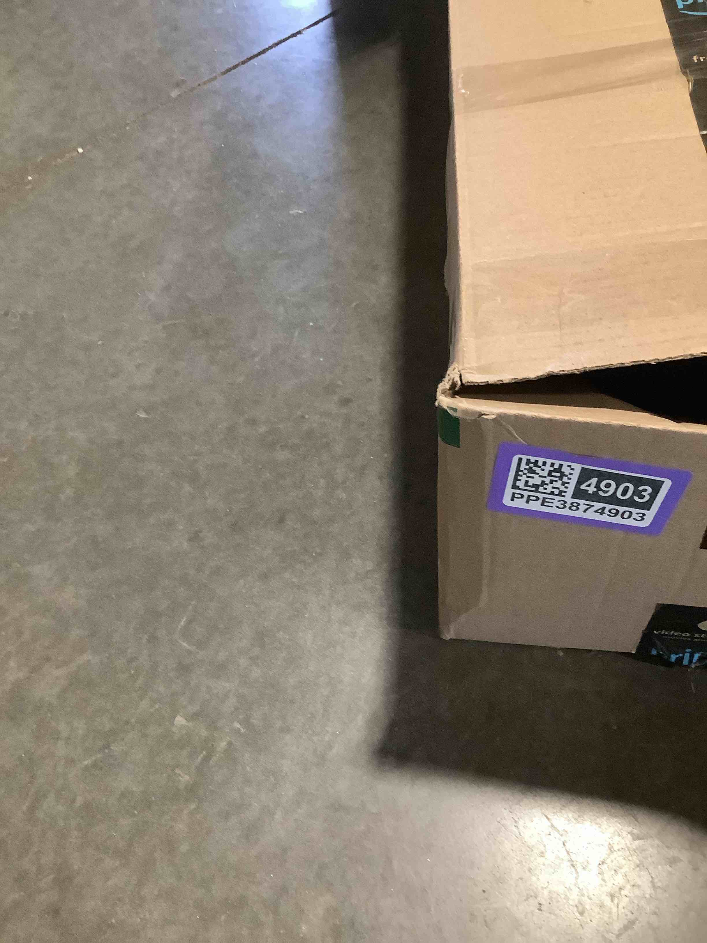 https://s3.amazonaws.com/lotting-images-prod/NKYBargainOutlett/PPE3874903_1776789603568.jpeg