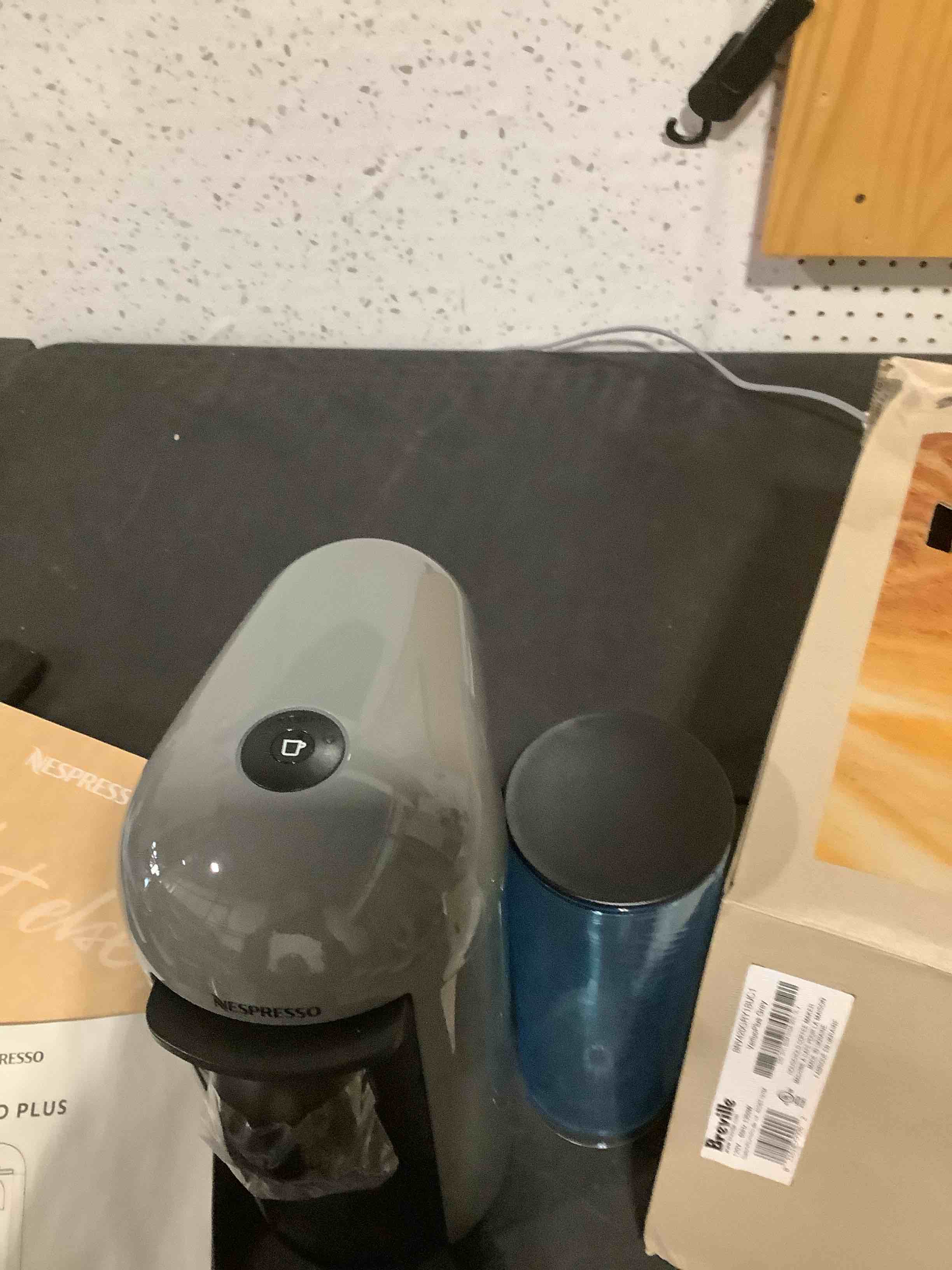 https://s3.amazonaws.com/lotting-images-prod/NKYBargainOutlett/PPE3874904_1776783966031.jpeg