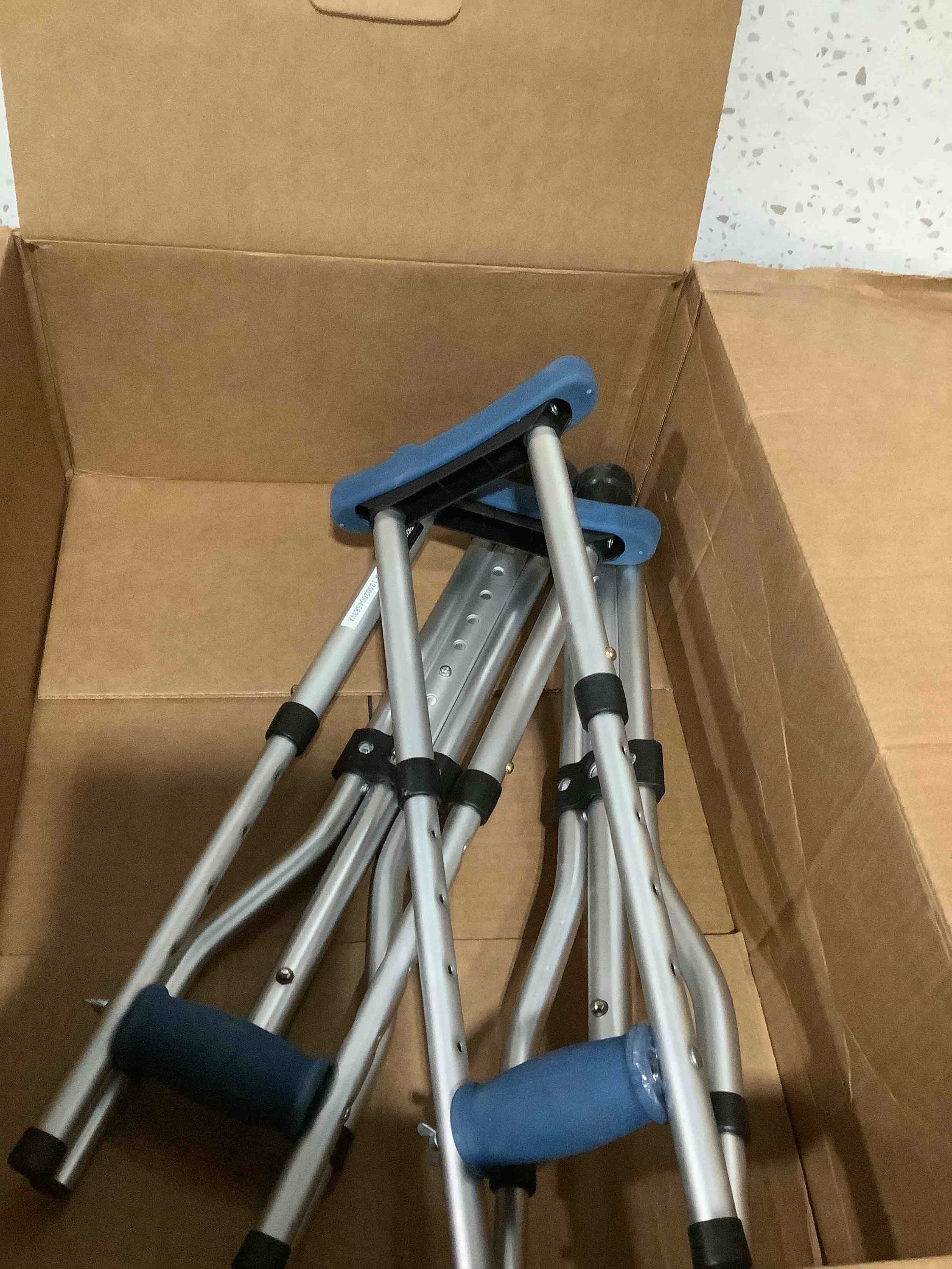 https://s3.amazonaws.com/lotting-images-prod/NKYBargainOutlett/PPE3874907_1776797498435.jpeg