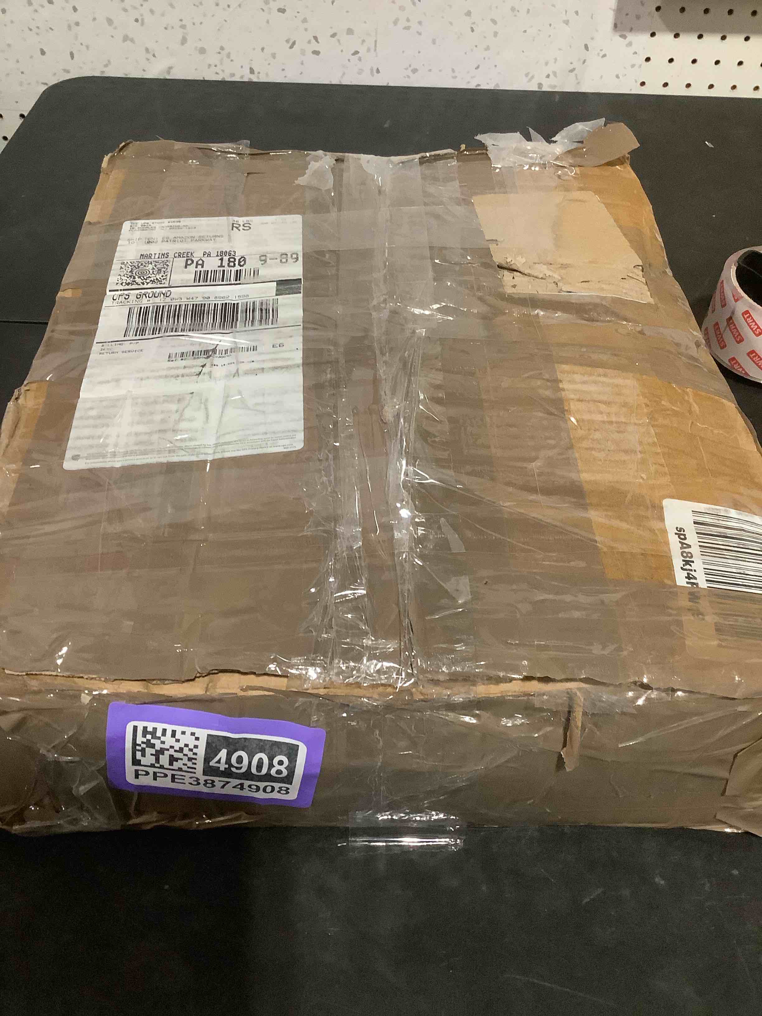 https://s3.amazonaws.com/lotting-images-prod/NKYBargainOutlett/PPE3874908_1776799999264.jpeg
