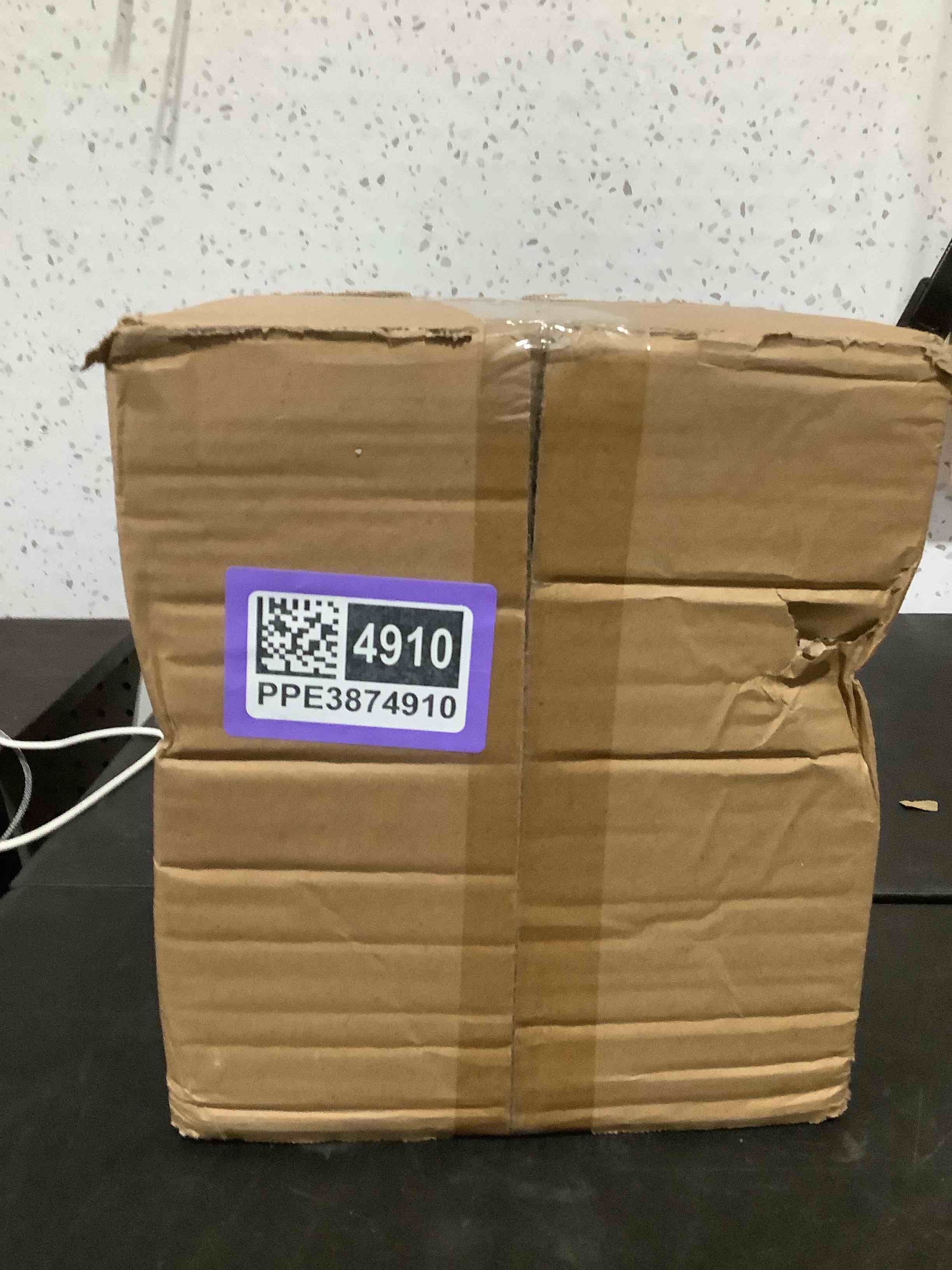 https://s3.amazonaws.com/lotting-images-prod/NKYBargainOutlett/PPE3874910_1776800395736.jpeg