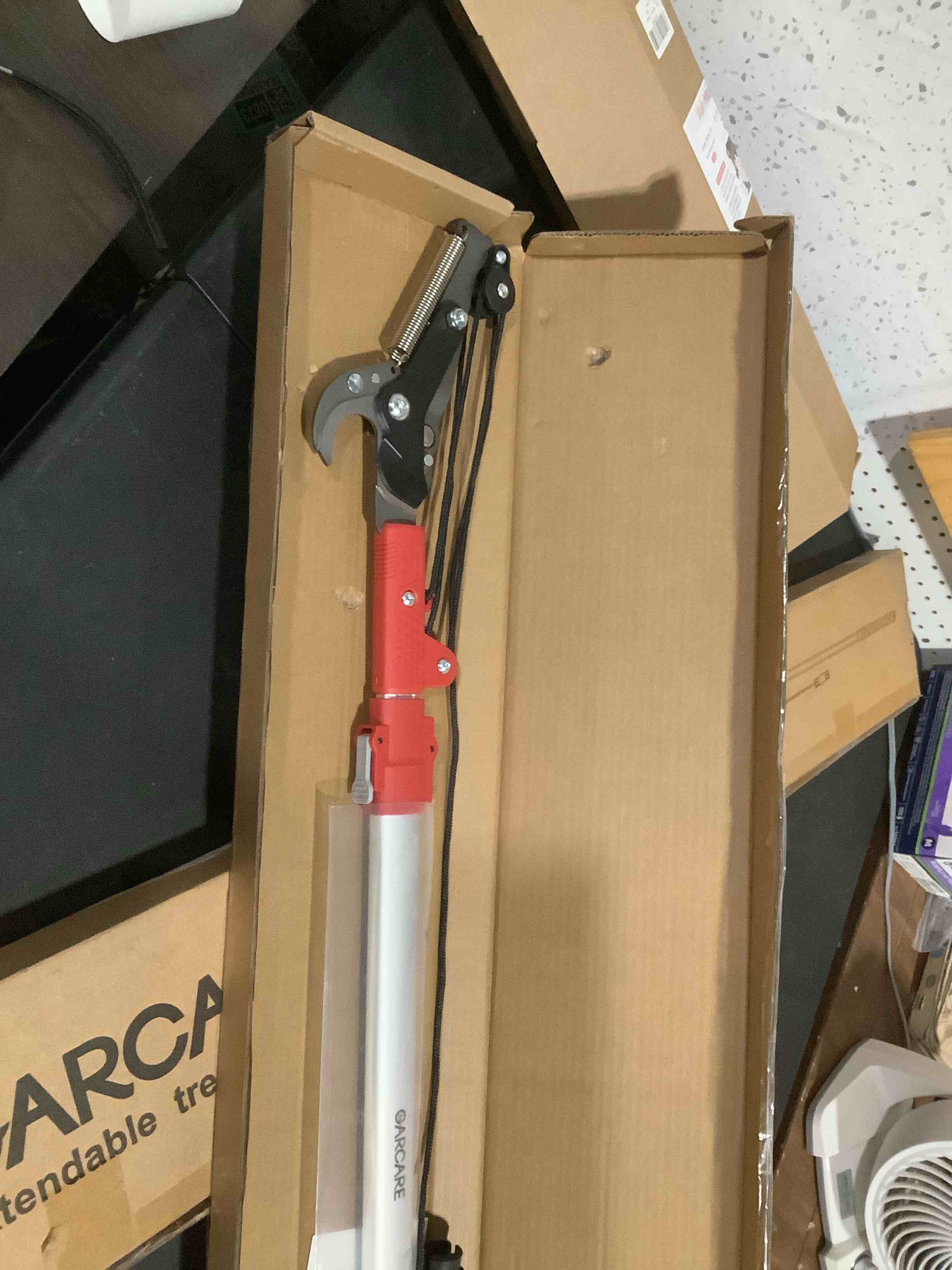 Condition photo showing Good Condition for garcare 2 in 1 pole saw for tree trimming & tree pruner extendable branch cutter with 1.57'' cutting capacity, adjustable length 4.8 ft - 6.9 ft