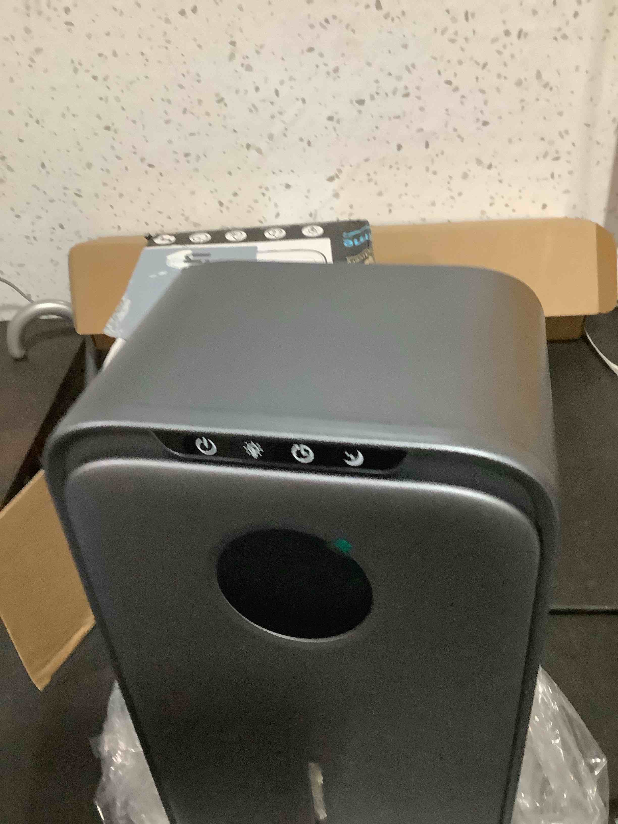 https://s3.amazonaws.com/lotting-images-prod/NKYBargainOutlett/PPE3875004_1777053926197.jpeg